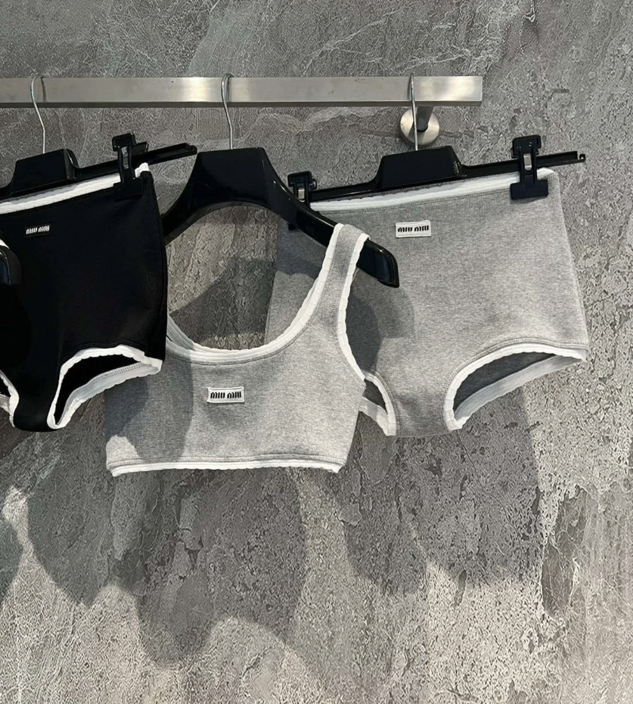 MM Color blocked vest shorts 2-piece set