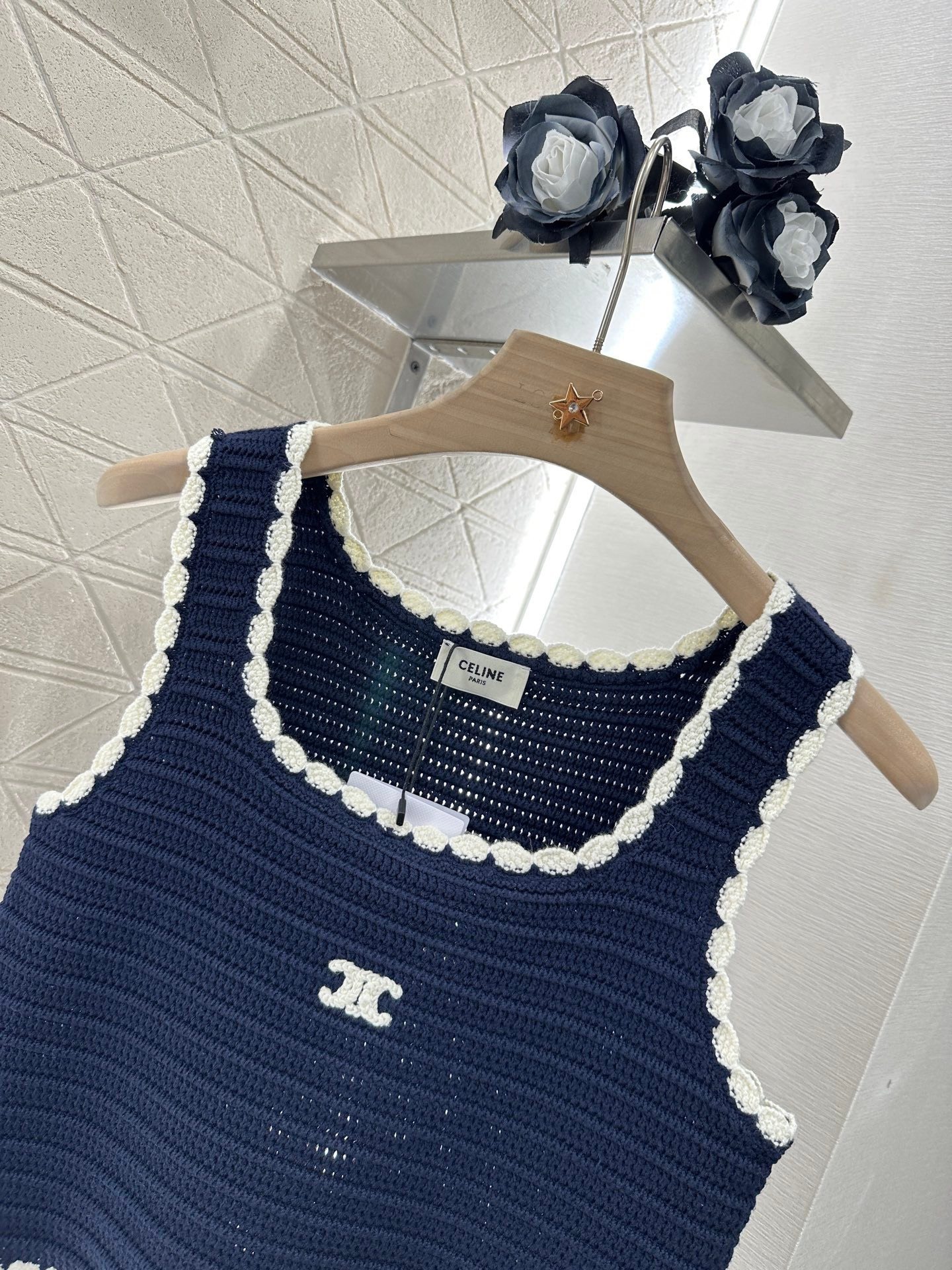 CLIN 25SS Hawaii Vacation Hollow Hook Flower Triumphal Arch Knitted Tank Top