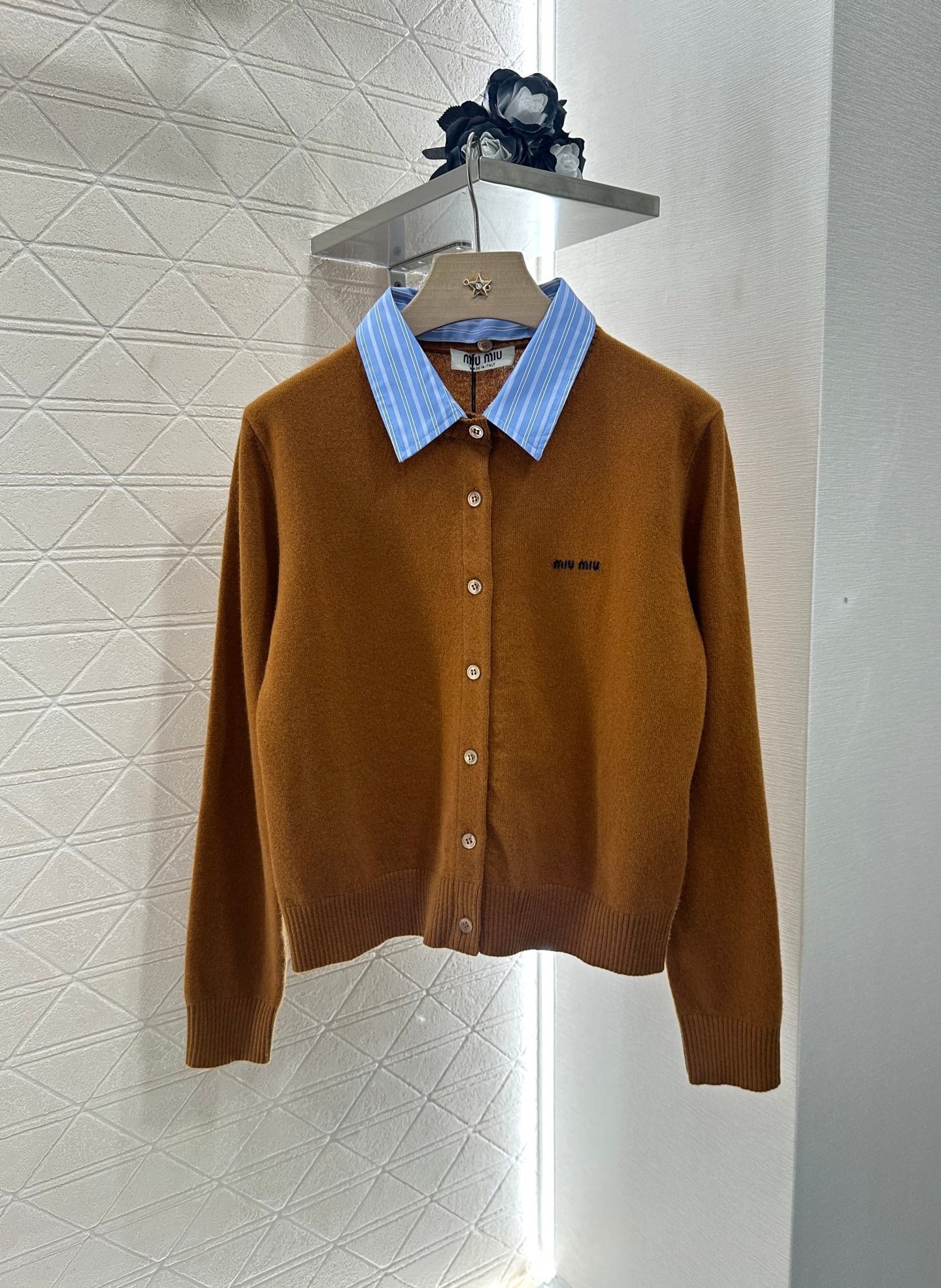 MM 2025SS Color blocking fake 2-piece knitted cardigan