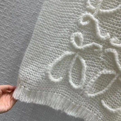 LOUIS VUIT jacquard cut-out knit sweater