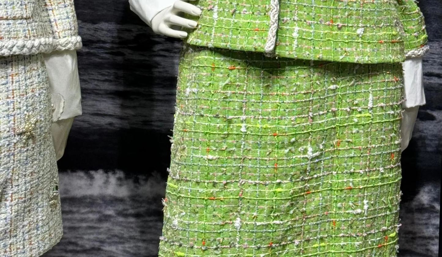 CHNELL Green Half Skirt