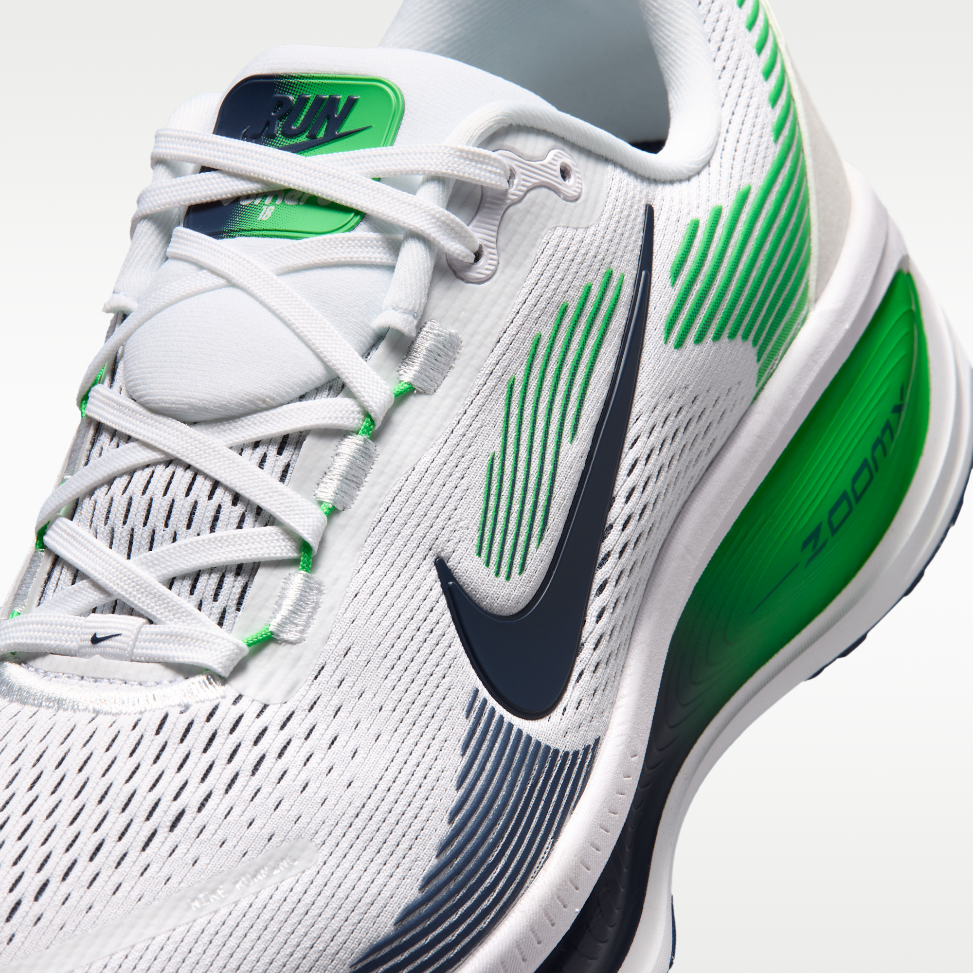 Nike Vomero 18 - Λευκό/Green Spark/Midnight Navy - 7