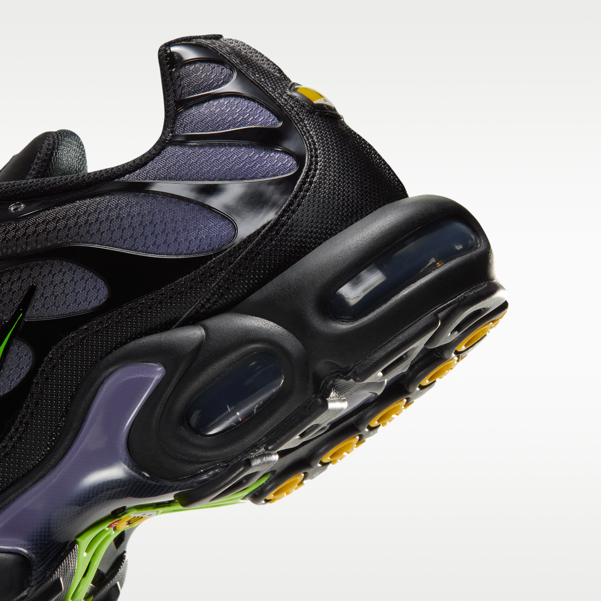 Nike Air Max Plus - Μαύρο/Canyon Purple/Electric Green - 8