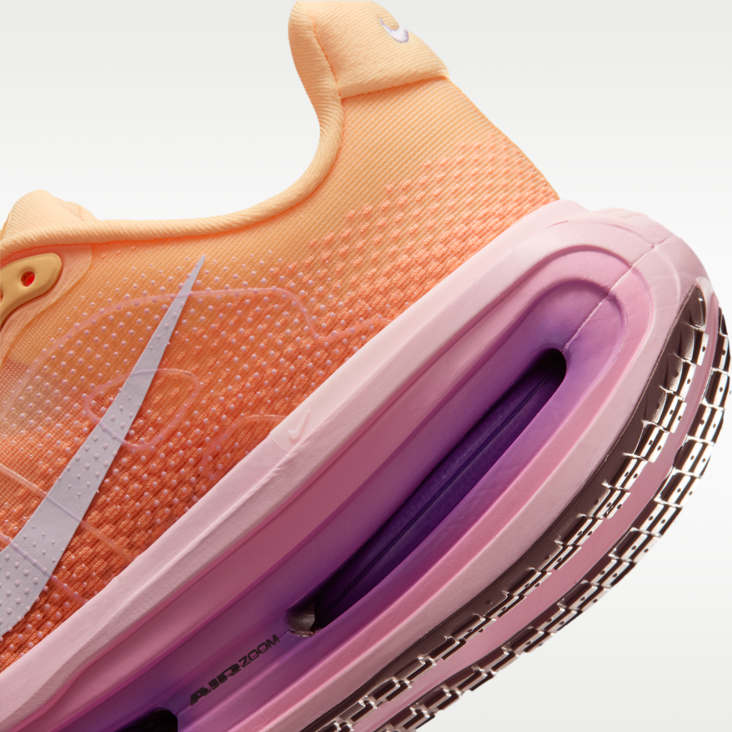 Nike Vomero Premium - Tangerine Tint/Bright Crimson/Pink Foam/Tattoo - 8