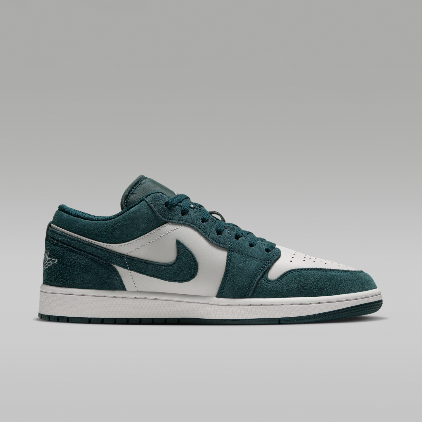 Air Jordan 1 Low - Midnight Spruce/Pale Ivory/Light Orewood Brown - 3