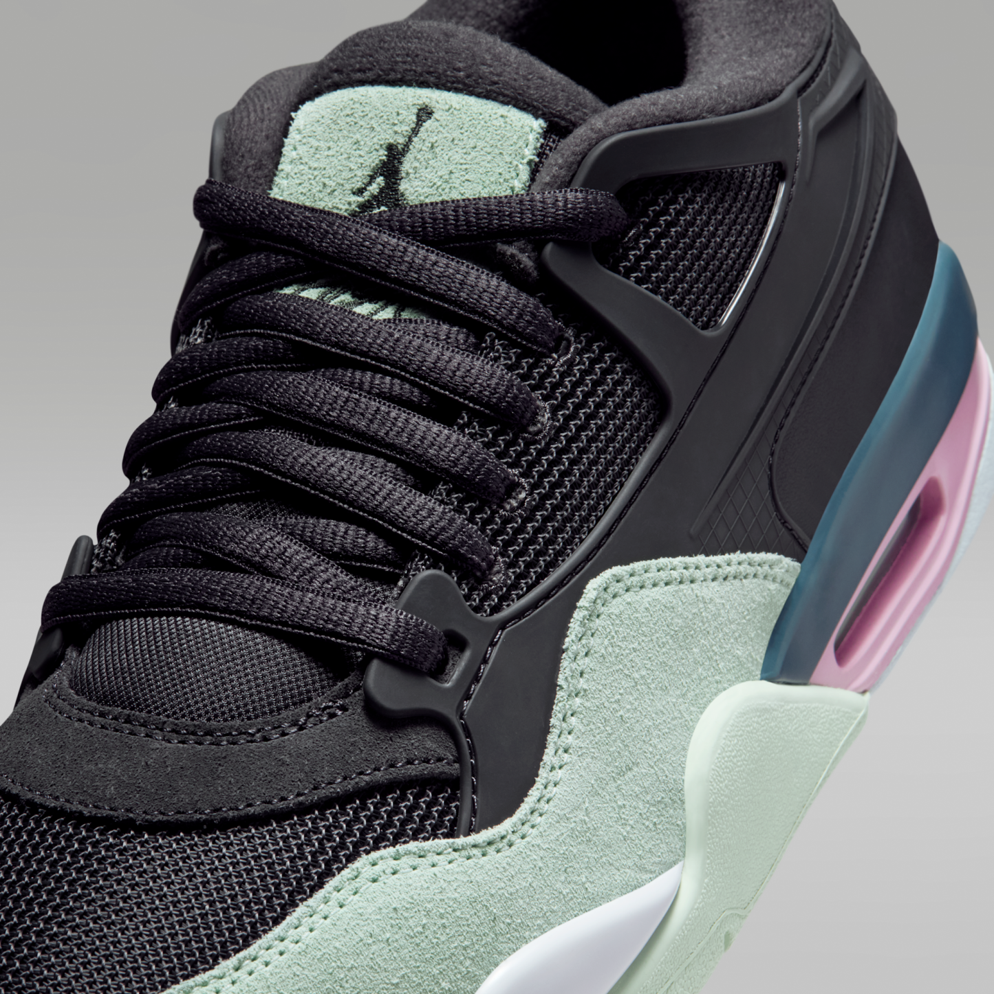 Air Jordan 4 RM - Anthracite/Barely Green/Jade Aura/Iced Carmine - 7