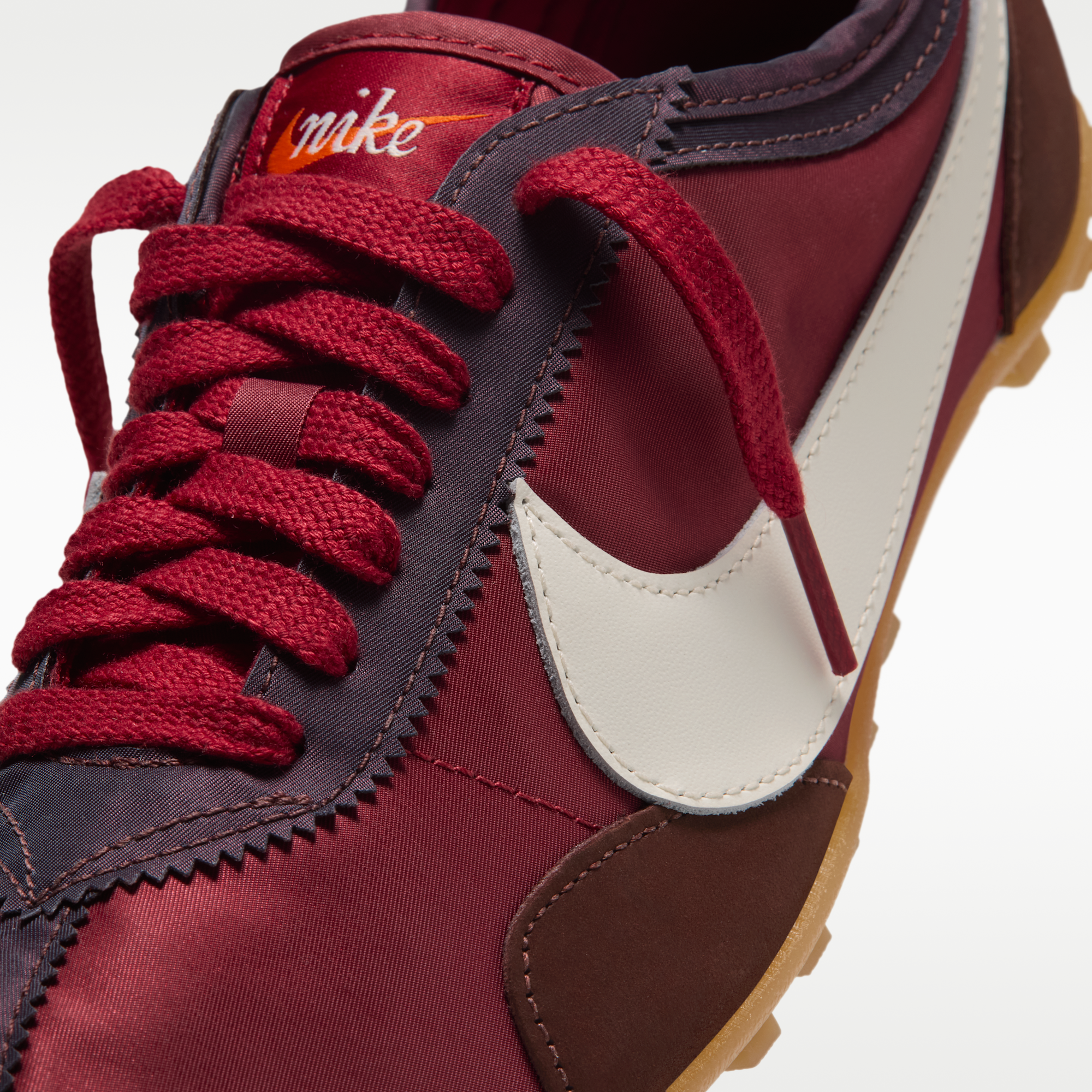 Nike Moon Shoe - Mystic Dates/Tough Red/Gum Light Brown/Sail - 7