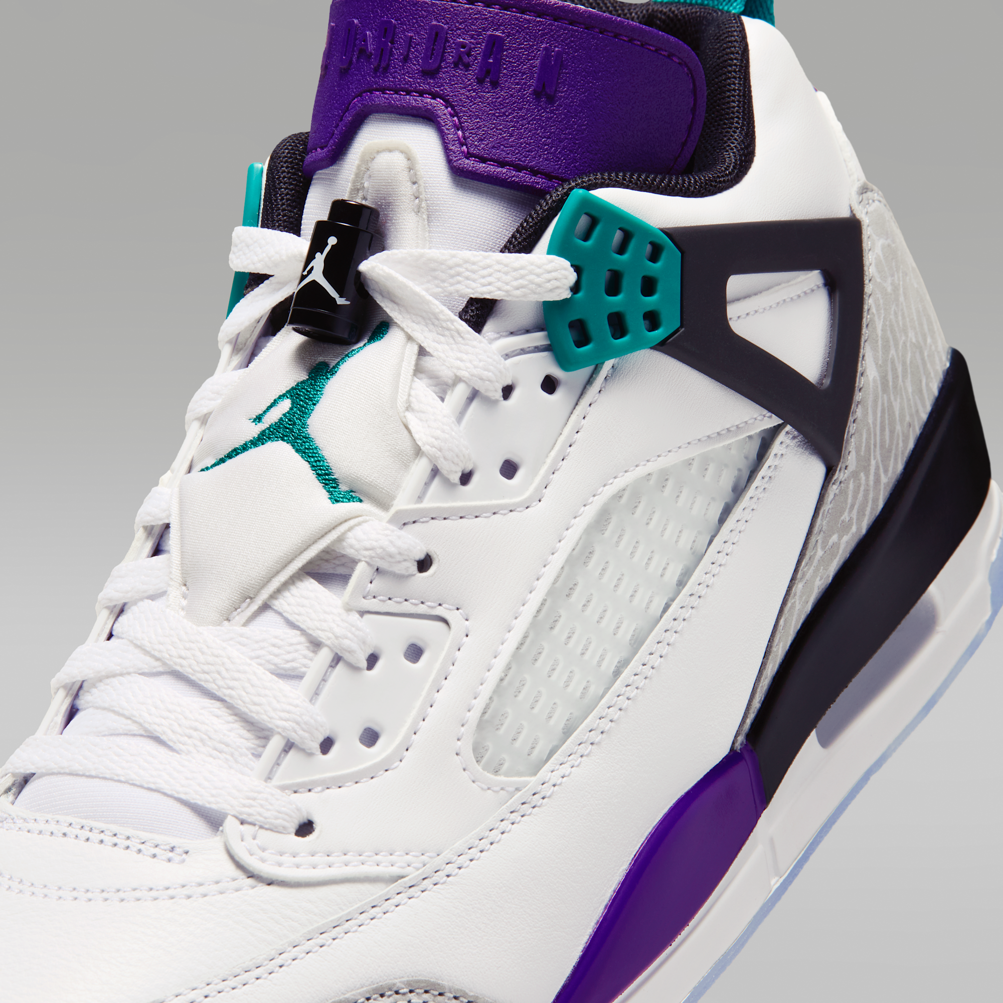 Jordan Spizike Low - Λευκό/Court Purple/Light Smoke Grey/Rio Teal - 7