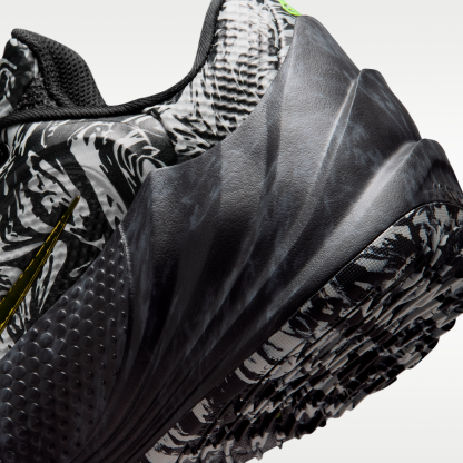 Giannis Freak 8 - Μαύρο/Light Smoke Grey/Volt - 8