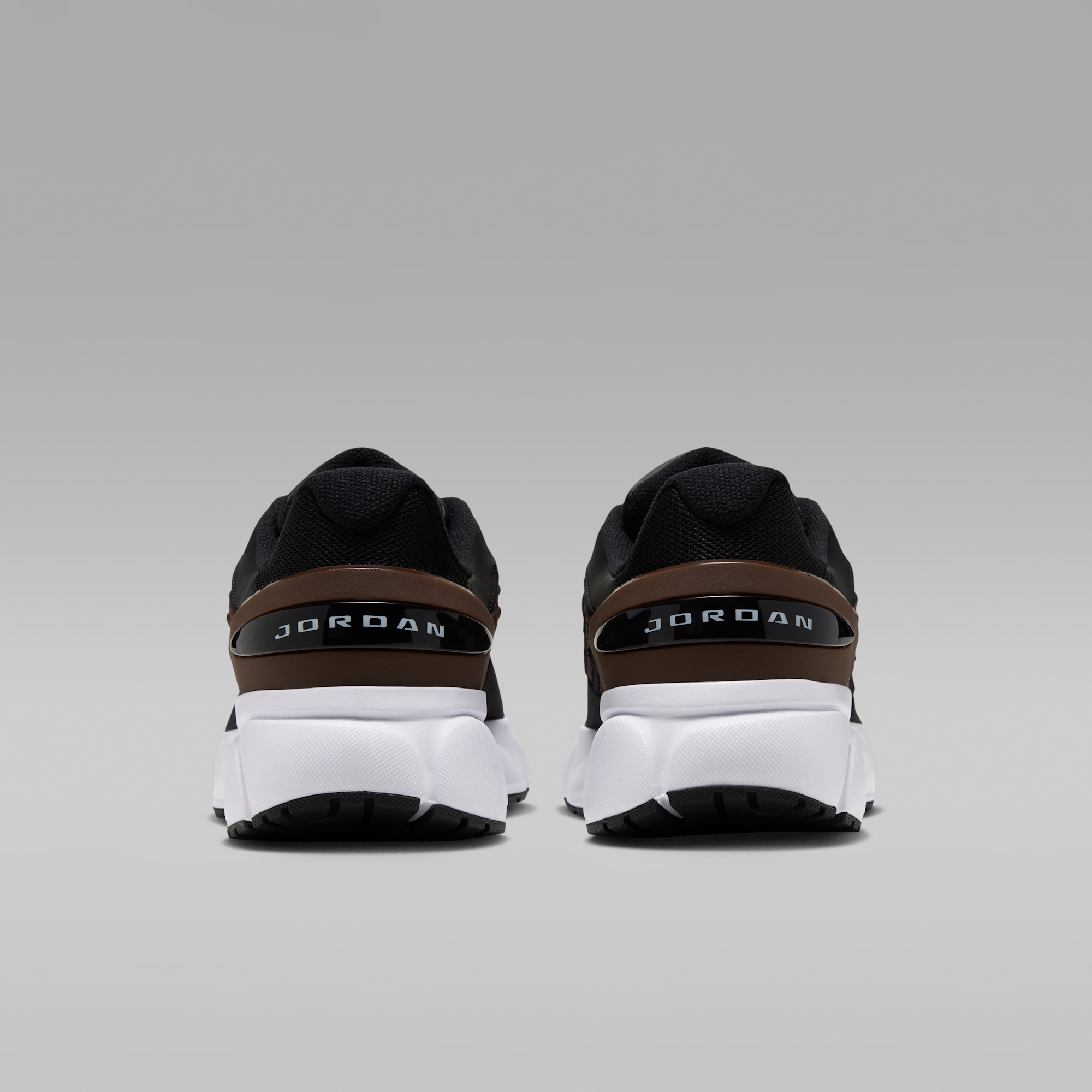 Jordan Trunner Flow - Μαύρο/Cacao Wow/Cacao Wow/Λευκό - 6