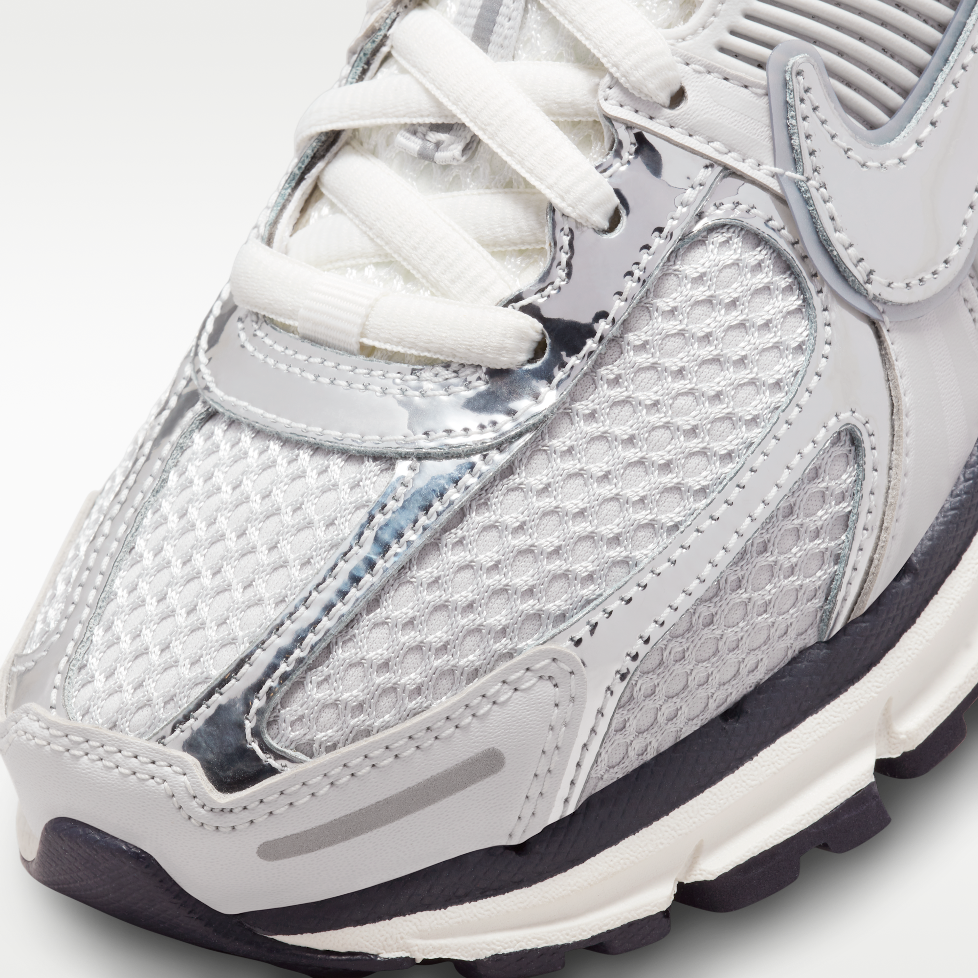 Nike Zoom Vomero 5 - Photon Dust/Gridiron/Sail/Chrome - 7