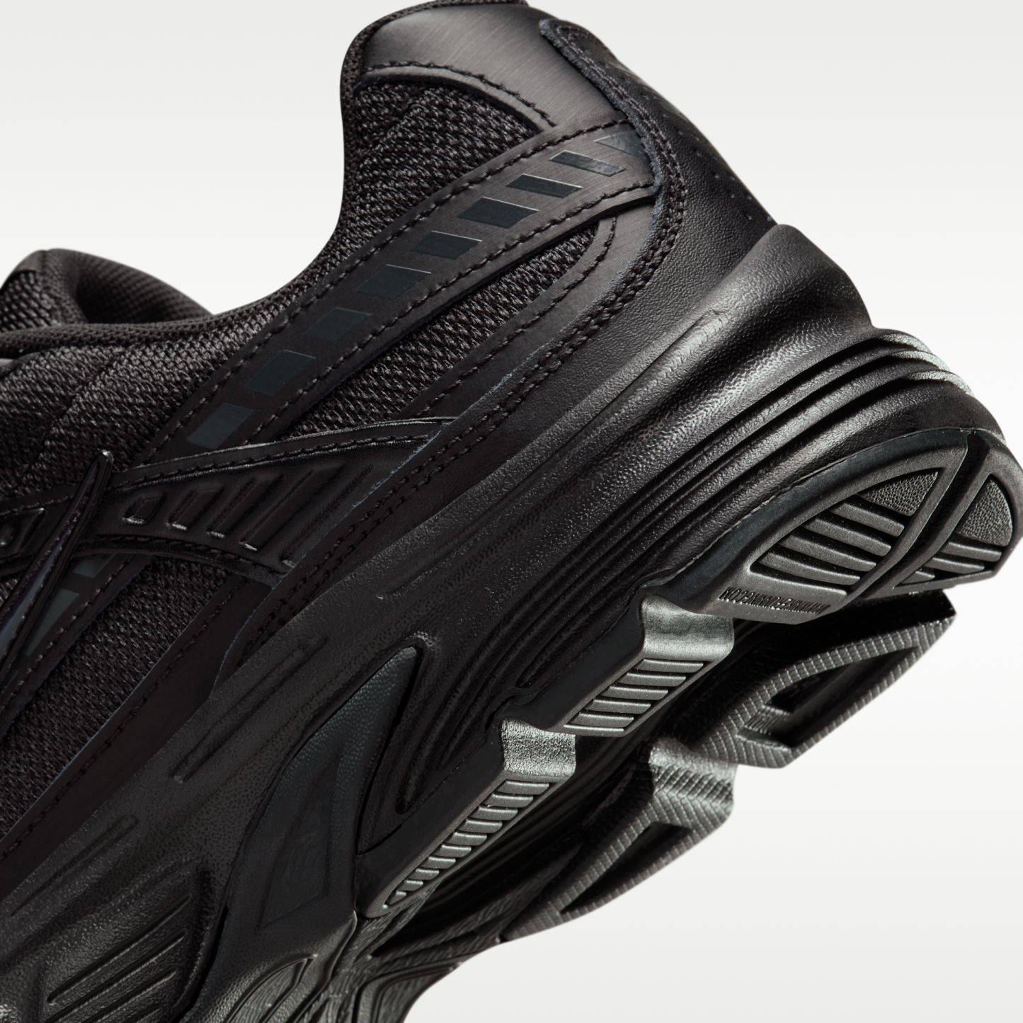 Nike Initiator - Μαύρο/Dark Smoke Grey - 8