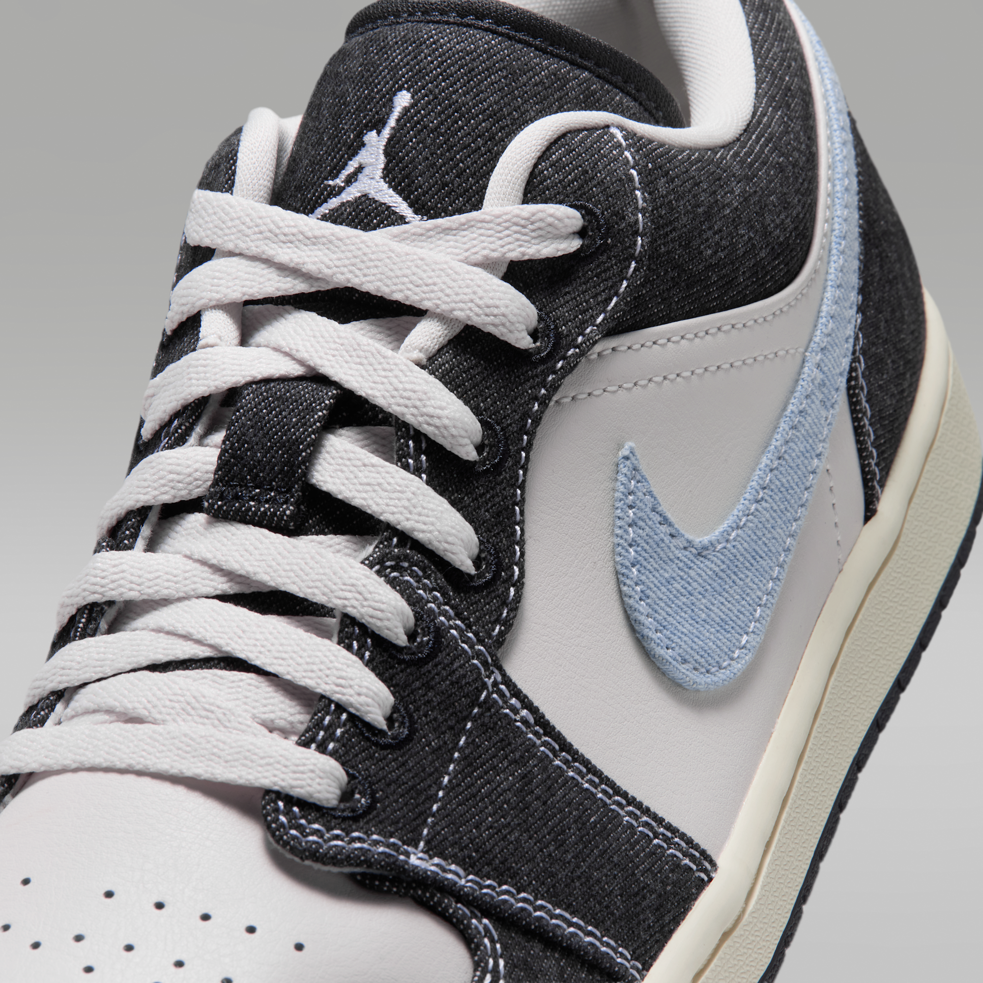 Air Jordan 1 Low SE - Phantom/Coconut Milk/Μαύρο/Light Armory Blue - 7