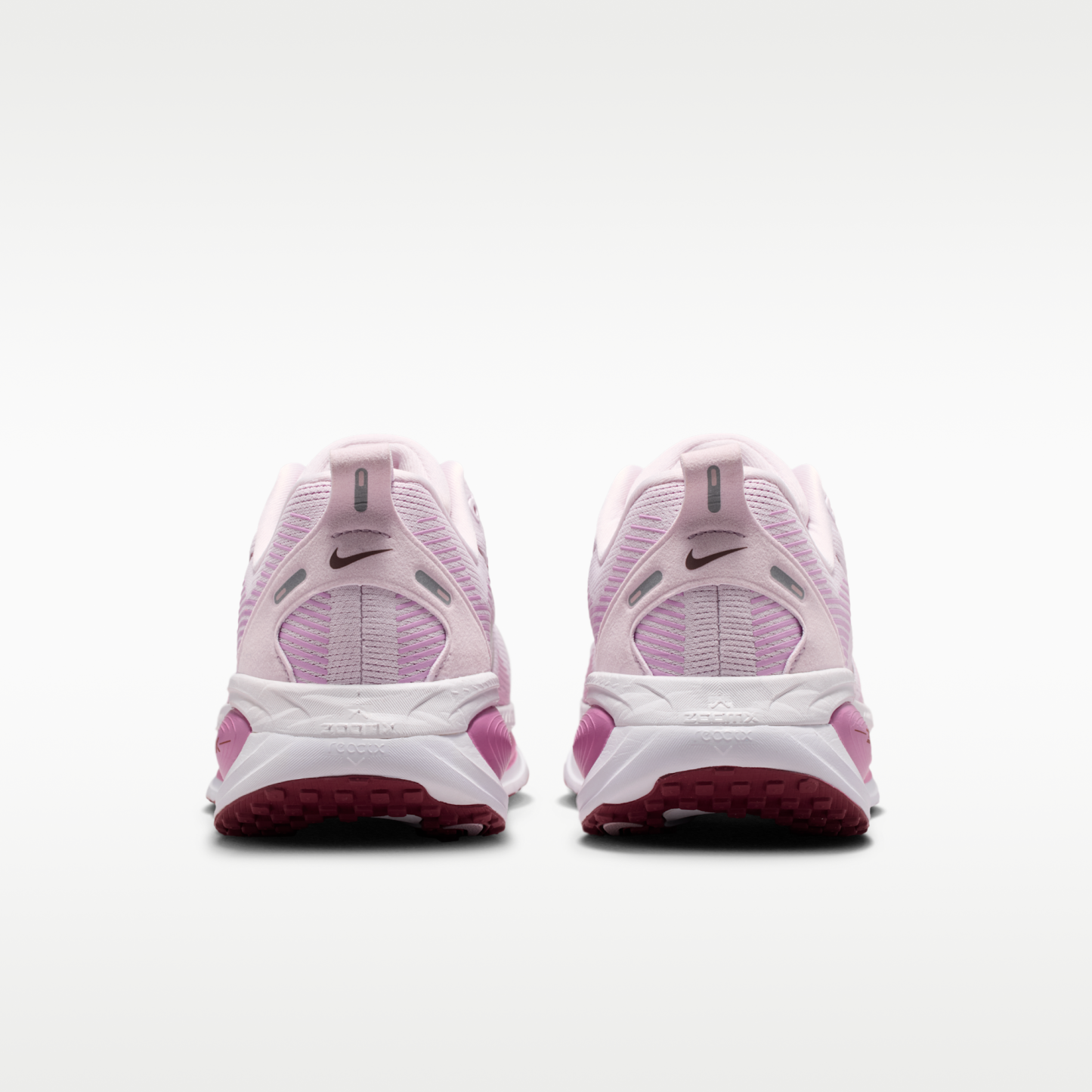 Nike Vomero 18 - Bleached Lilac/Light Magenta/Pink Rise/Pink Smoke - 6
