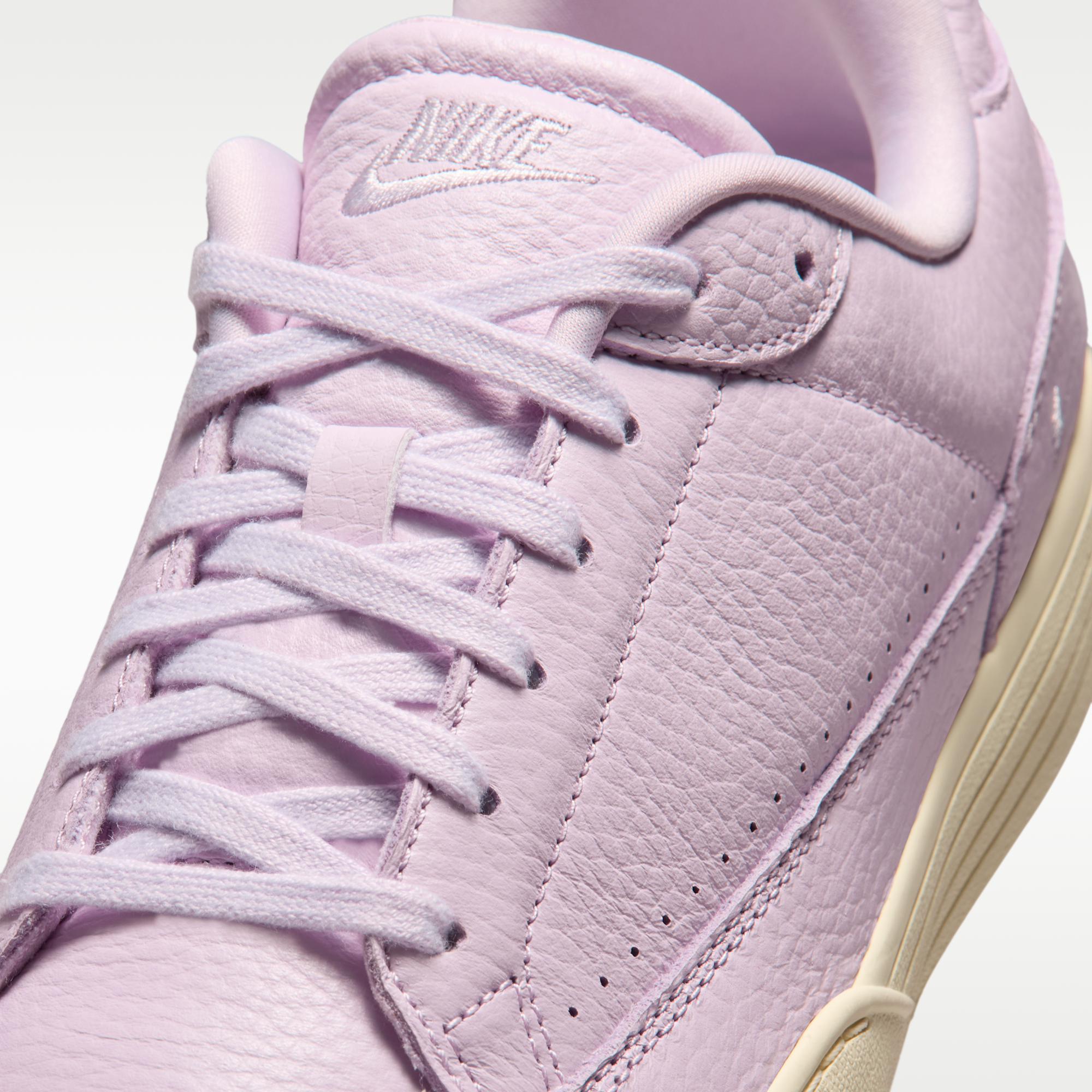 Nike Tennis Centre - Bleached Lilac/Muslin/Pink Foam/Bleached Lilac - 7