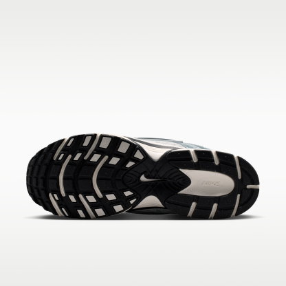 Nike V5 RNR - Photon Dust/Smoke Grey/Light Smoke Grey/Dark Smoke Grey - 2
