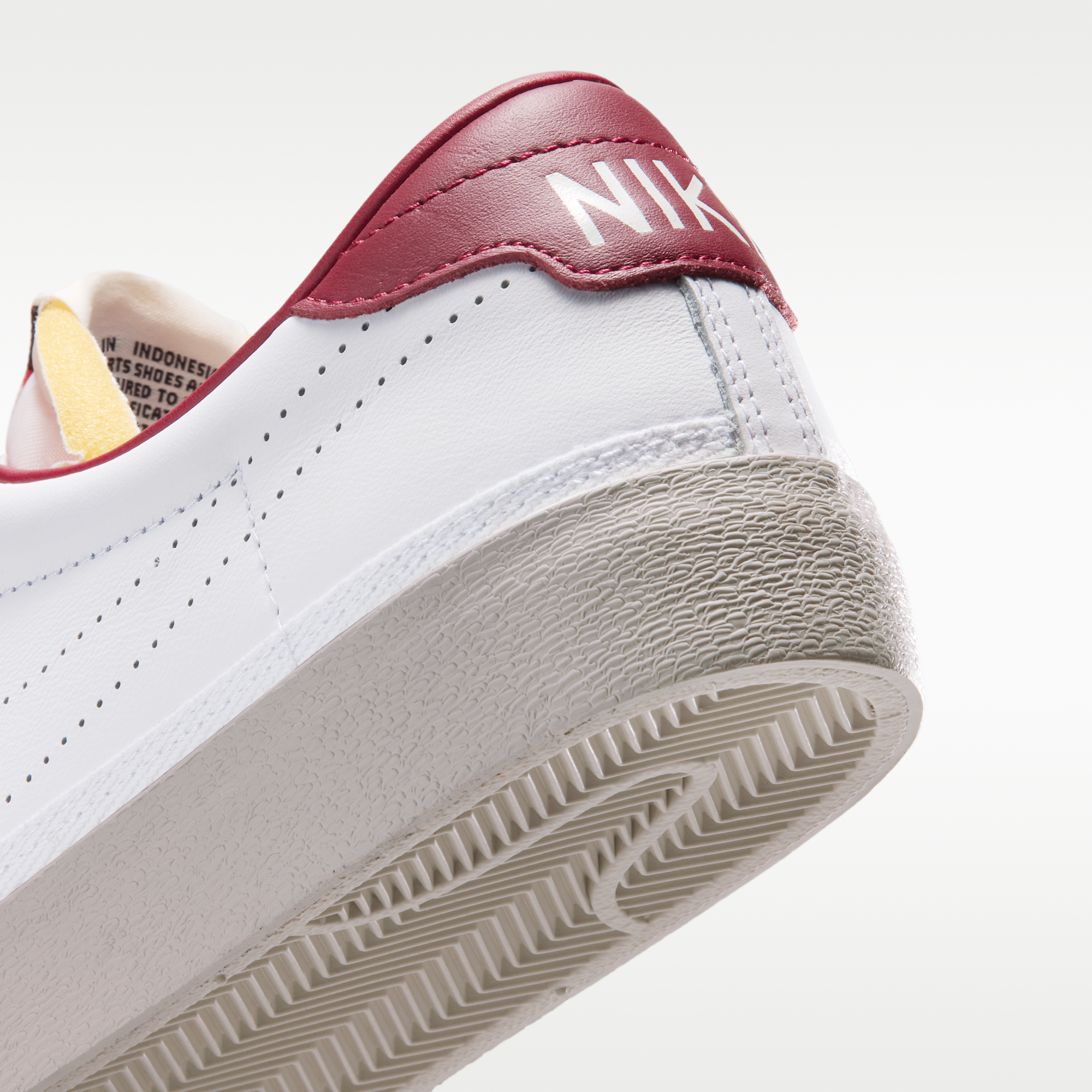 Nike Tennis Classic - Λευκό/Team Red/Sail/Λευκό - 8