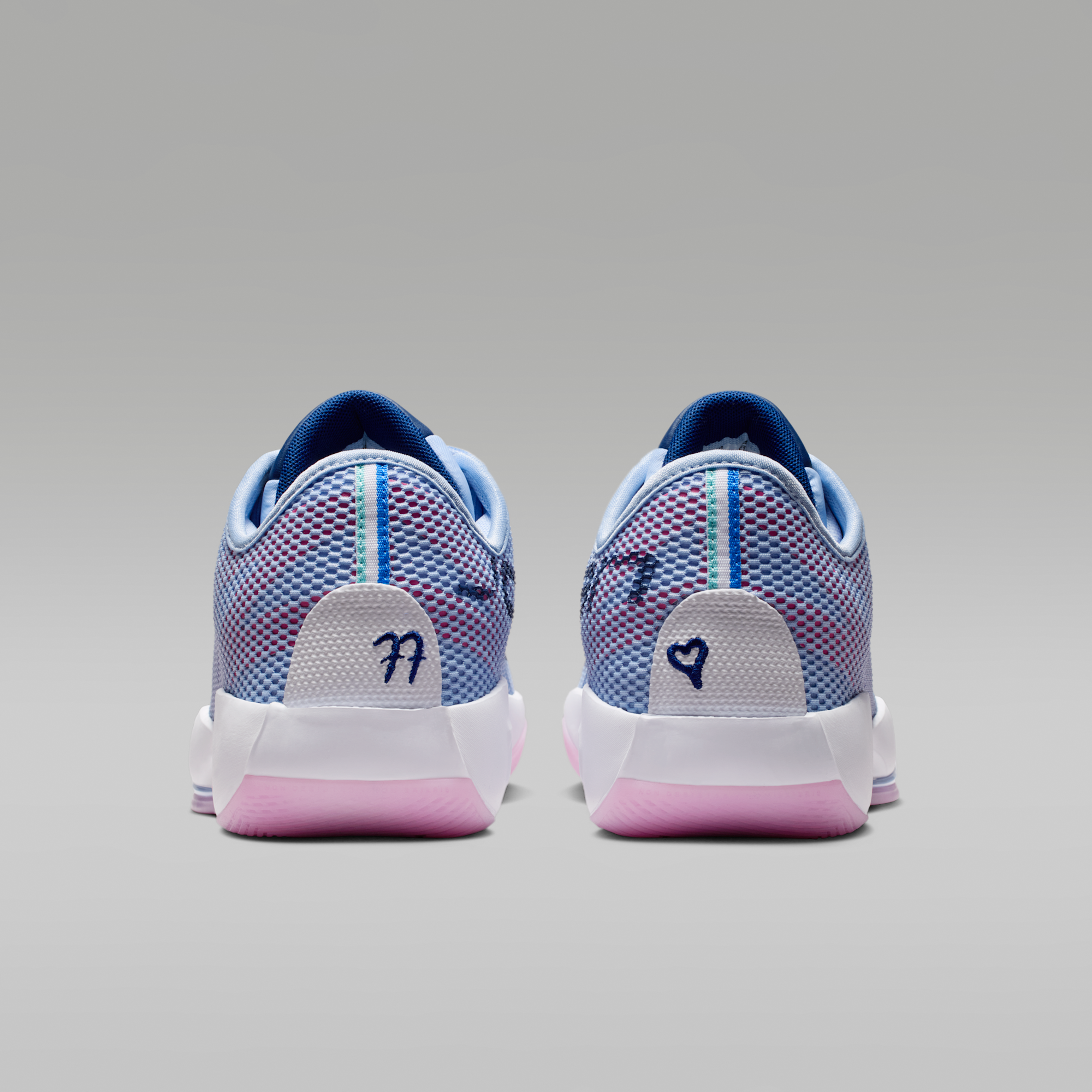 Luka 77 - Light Marine/Blue Void/Λευκό/Hyper Pink - 6