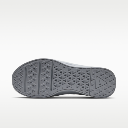 Nike MC Trainer 4 - Grey Fog/Light Smoke Grey/Energy - 2