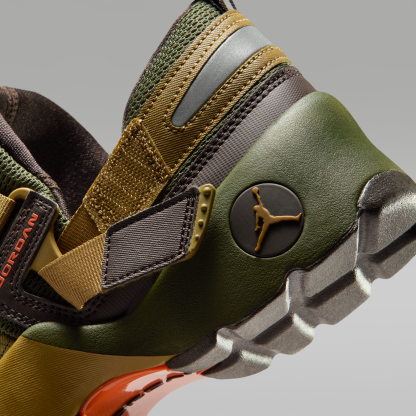 Jordan Trunner LX - Brown Kelp/Cargo Khaki/Velvet Brown/Wild Mango - 8
