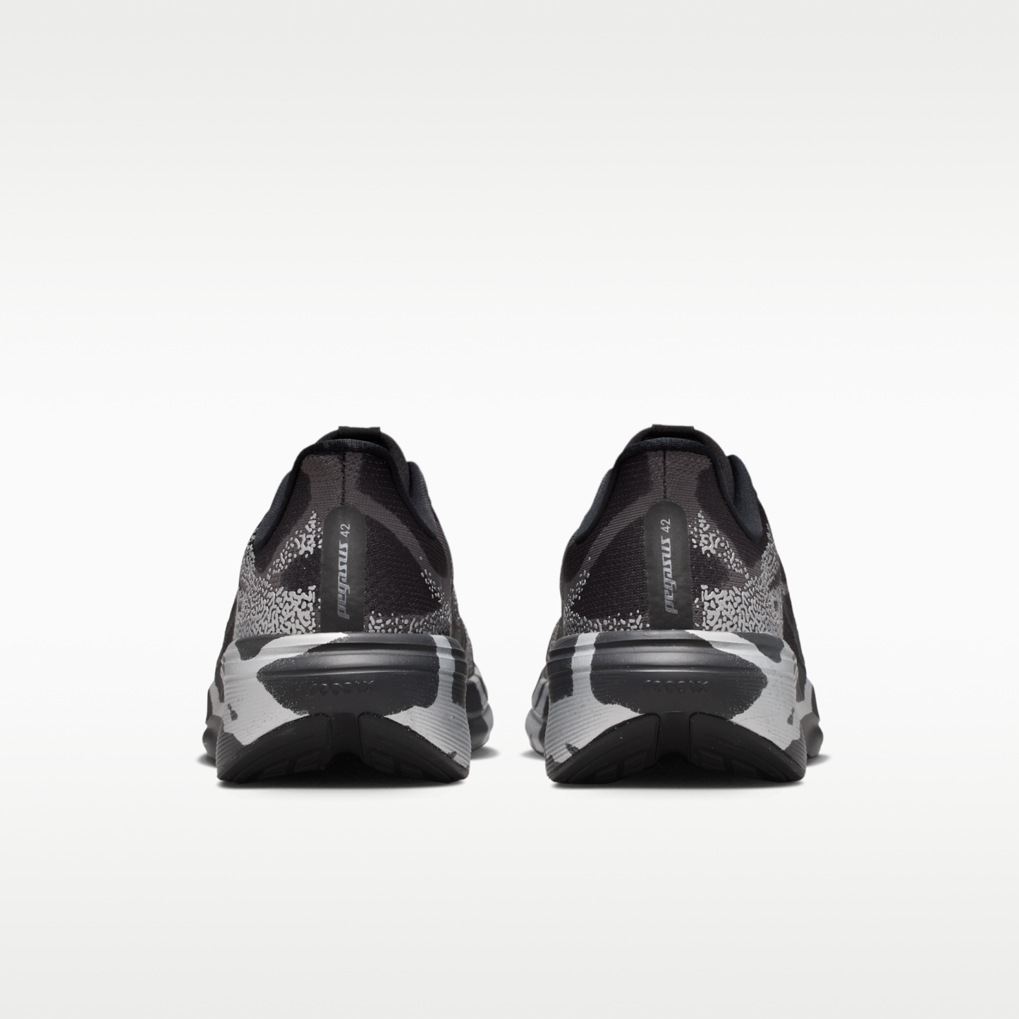 Nike Pegasus 42 - Μαύρο/Medium Ash/Metallic Silver/Μαύρο - 6
