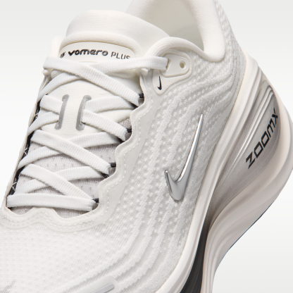 Nike Vomero Plus - Summit White/Sail/Anthracite/Metallic Silver - 7