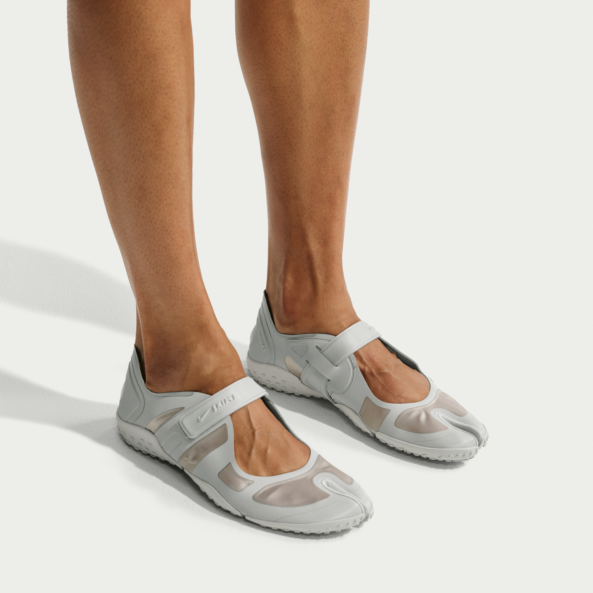 NikeSKIMS Rift Satin - Night Silver/Base Grey/Medium Silver/Night Silver - 11