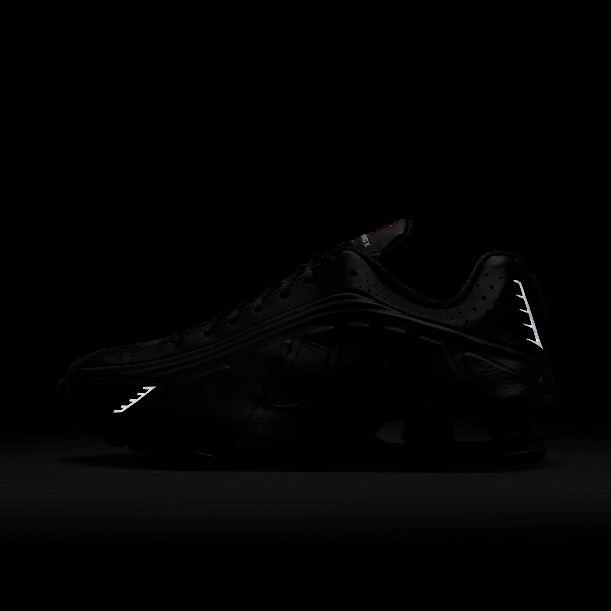 Nike Shox R4 - Μαύρο/Μαύρο/Bright Crimson/Μαύρο - 11