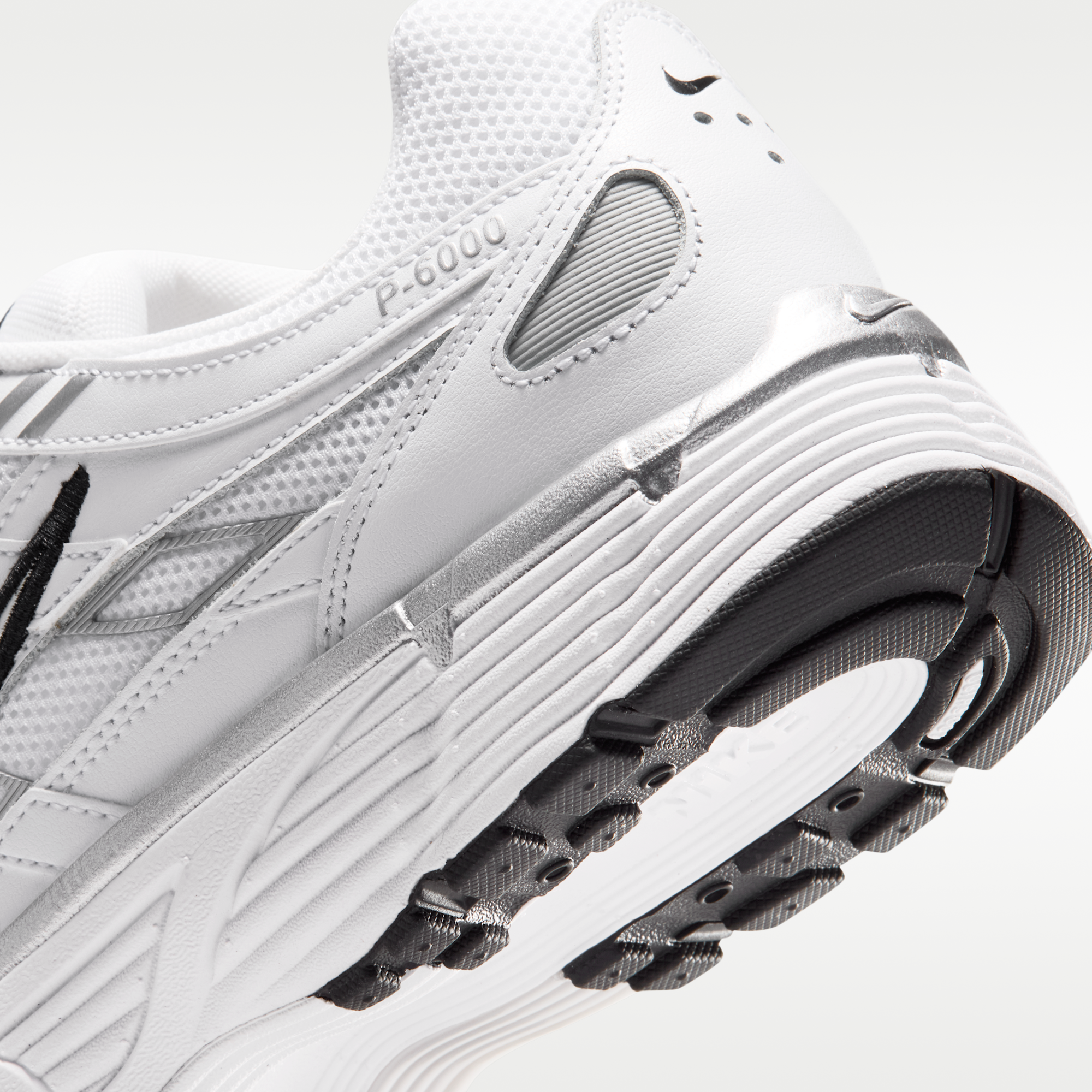Nike P-6000 - Λευκό/Μαύρο/Metallic Silver - 8