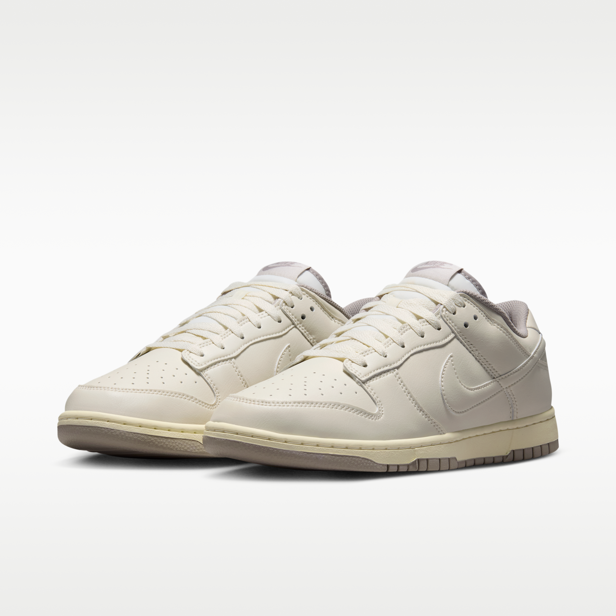 Nike Dunk Low Retro - Soft Pearl/College Grey/Soft Pearl - 5