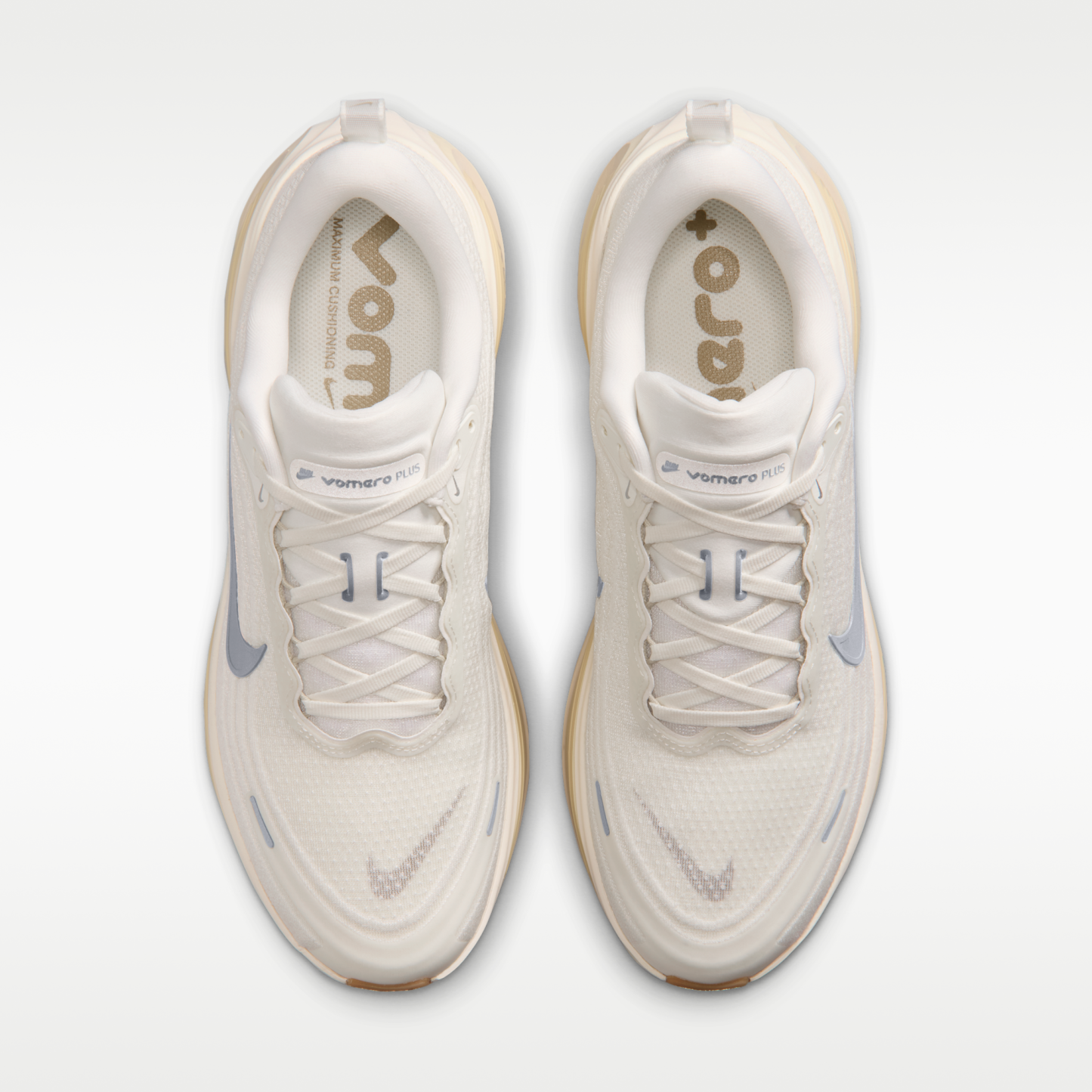 Nike Vomero Plus - Sail/Coconut Milk/Light Khaki/Metallic Silver - 4