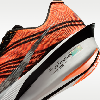 Vaporfly 4 x DISTANCE - Total Orange/Μαύρο/Λευκό/Metallic Silver - 8