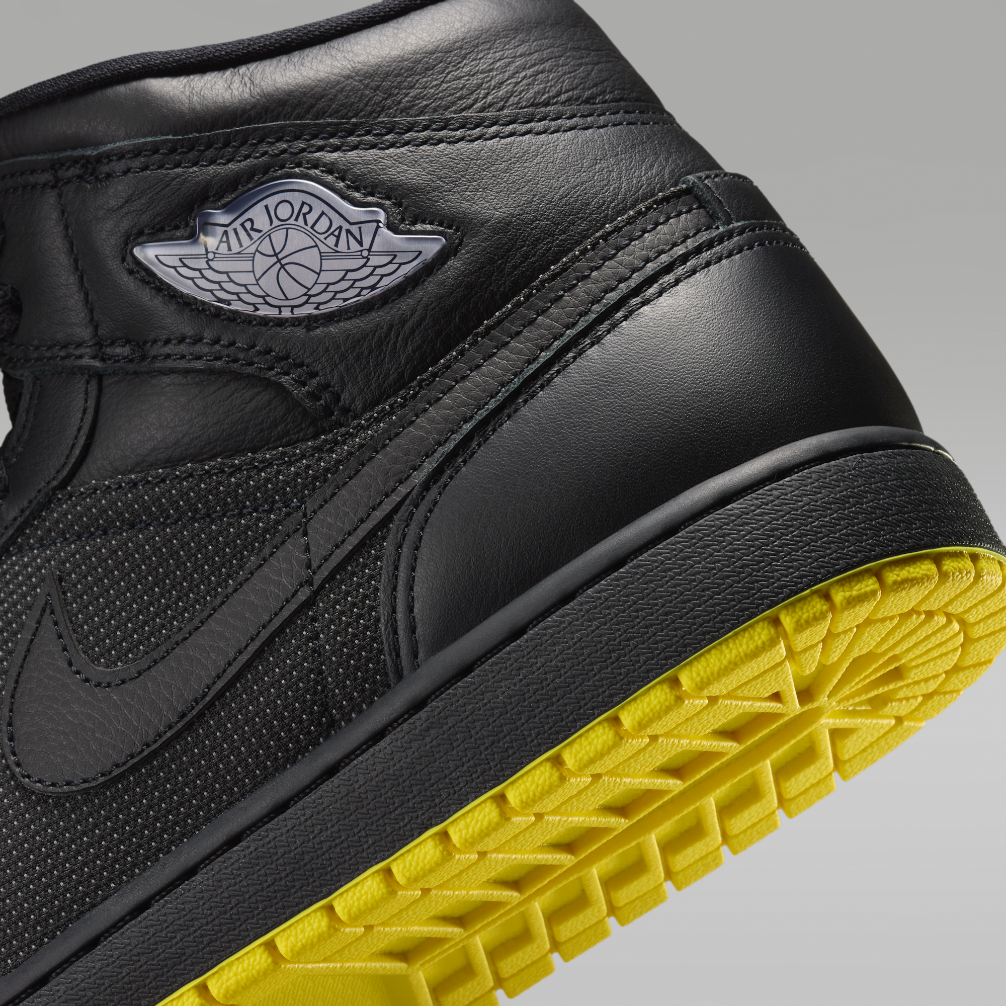 Air Jordan 1 Mid SE - Μαύρο/Opti Yellow/Silver - 8