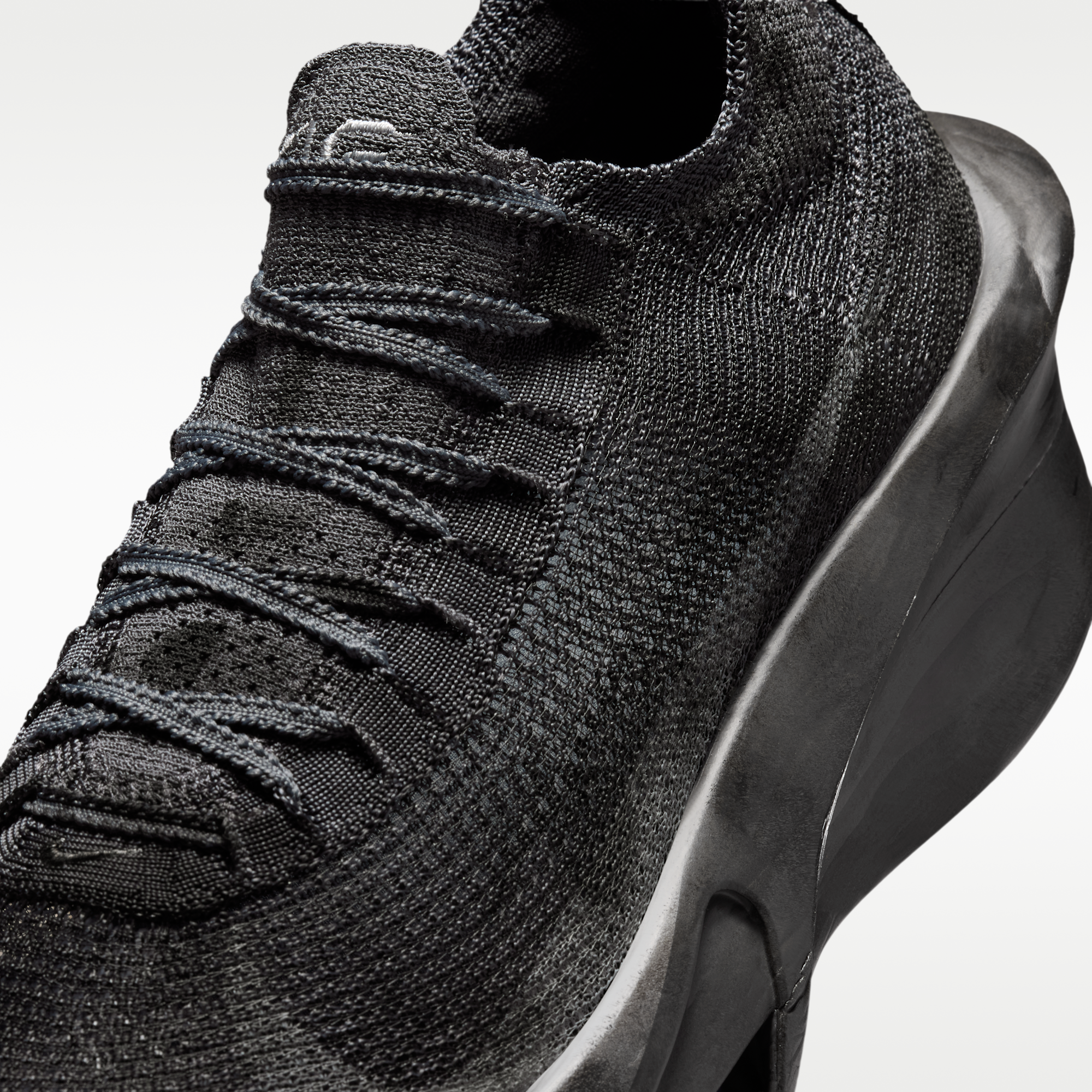 Nike Alphafly 3 "Run in Berlin" - Iron Grey/Off Noir/Metallic Silver/Light Smoke Grey - 7