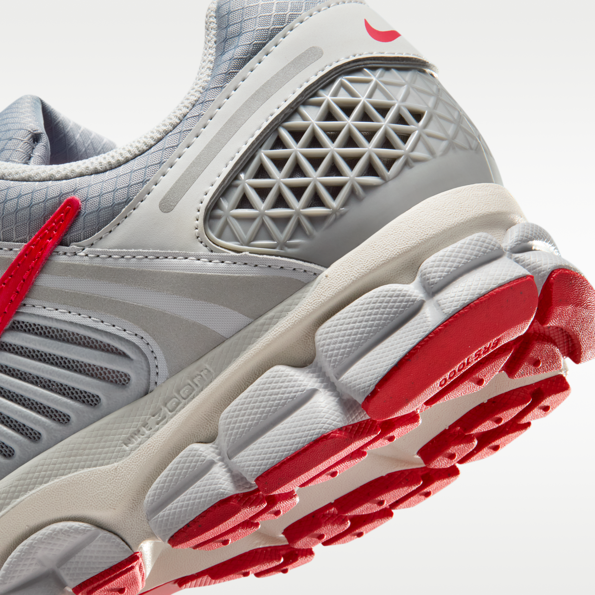 Nike Zoom Vomero 5 - Grey Fog/Particle Grey/Phantom/University Red - 8