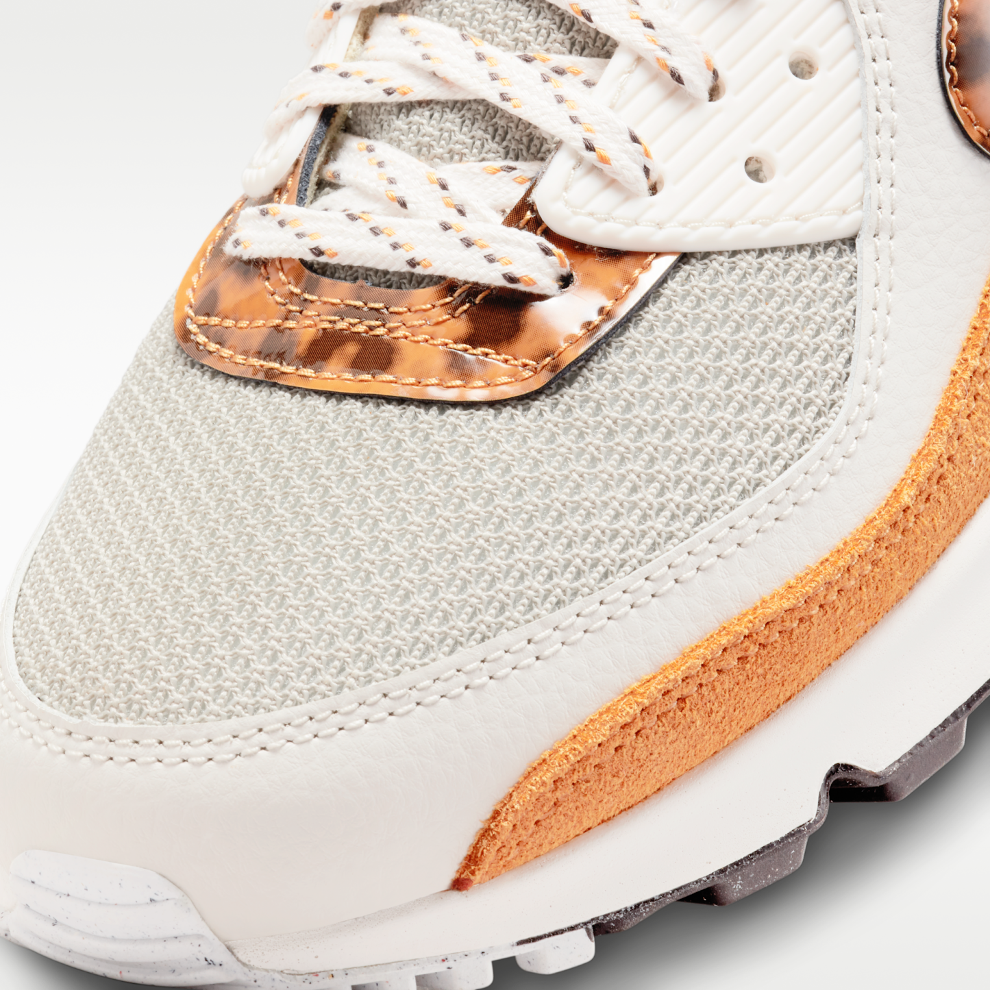 Nike Air Max 90 - Phantom/Velvet Brown/Light Bone/Light Curry - 7