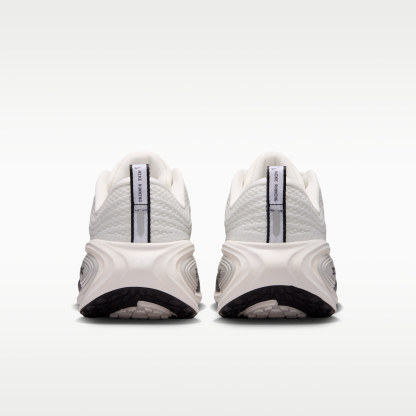 Nike Vomero Plus - Summit White/Sail/Anthracite/Metallic Silver - 6