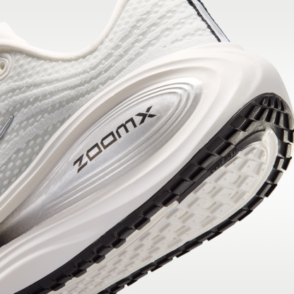 Nike Vomero Plus - Summit White/Sail/Anthracite/Metallic Silver - 8