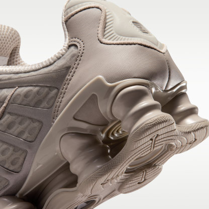 Nike Shox TL - Cream II/Enigma Stone/Cream II - 8