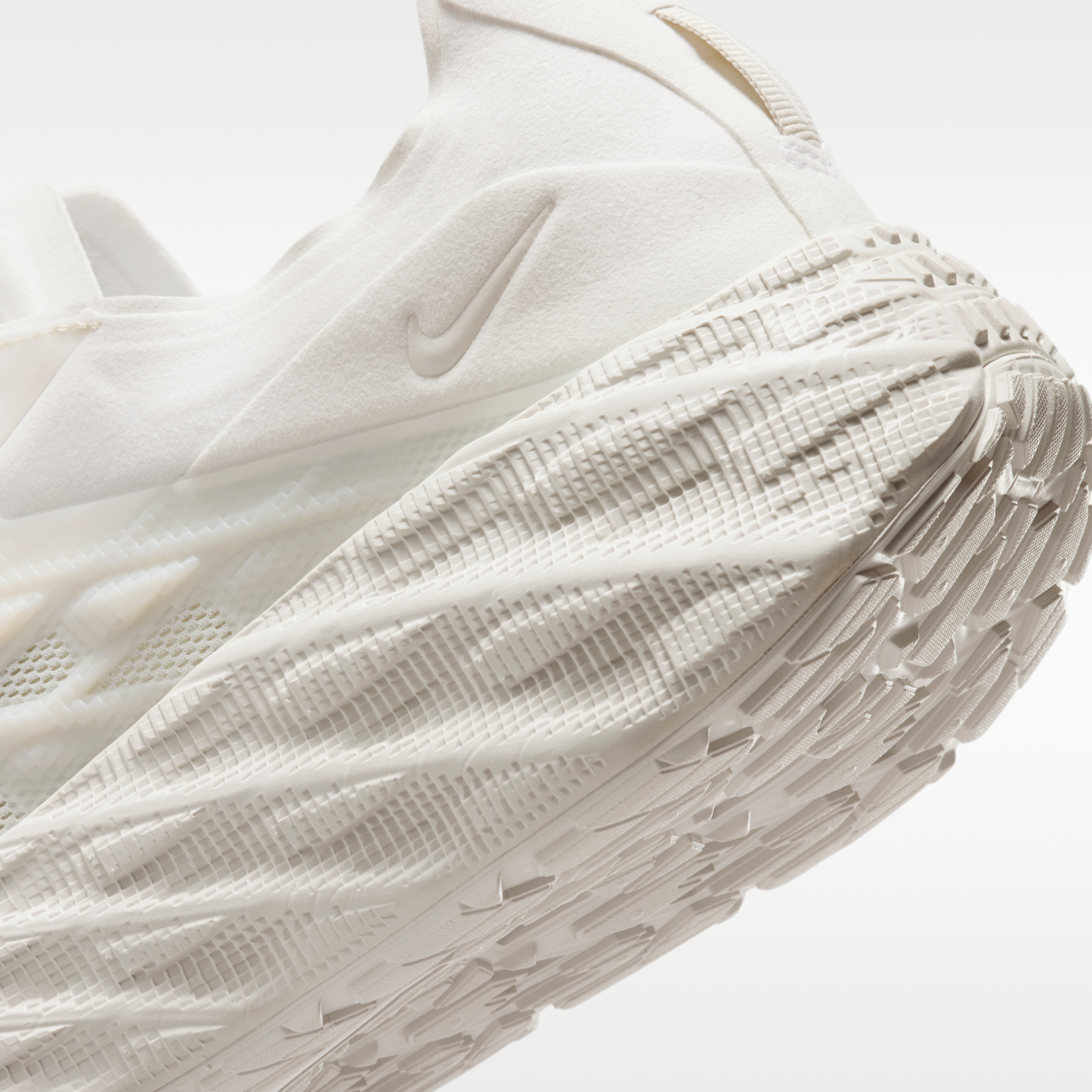 Nike Ava Edge - Summit White/Light Bone/Stone - 8