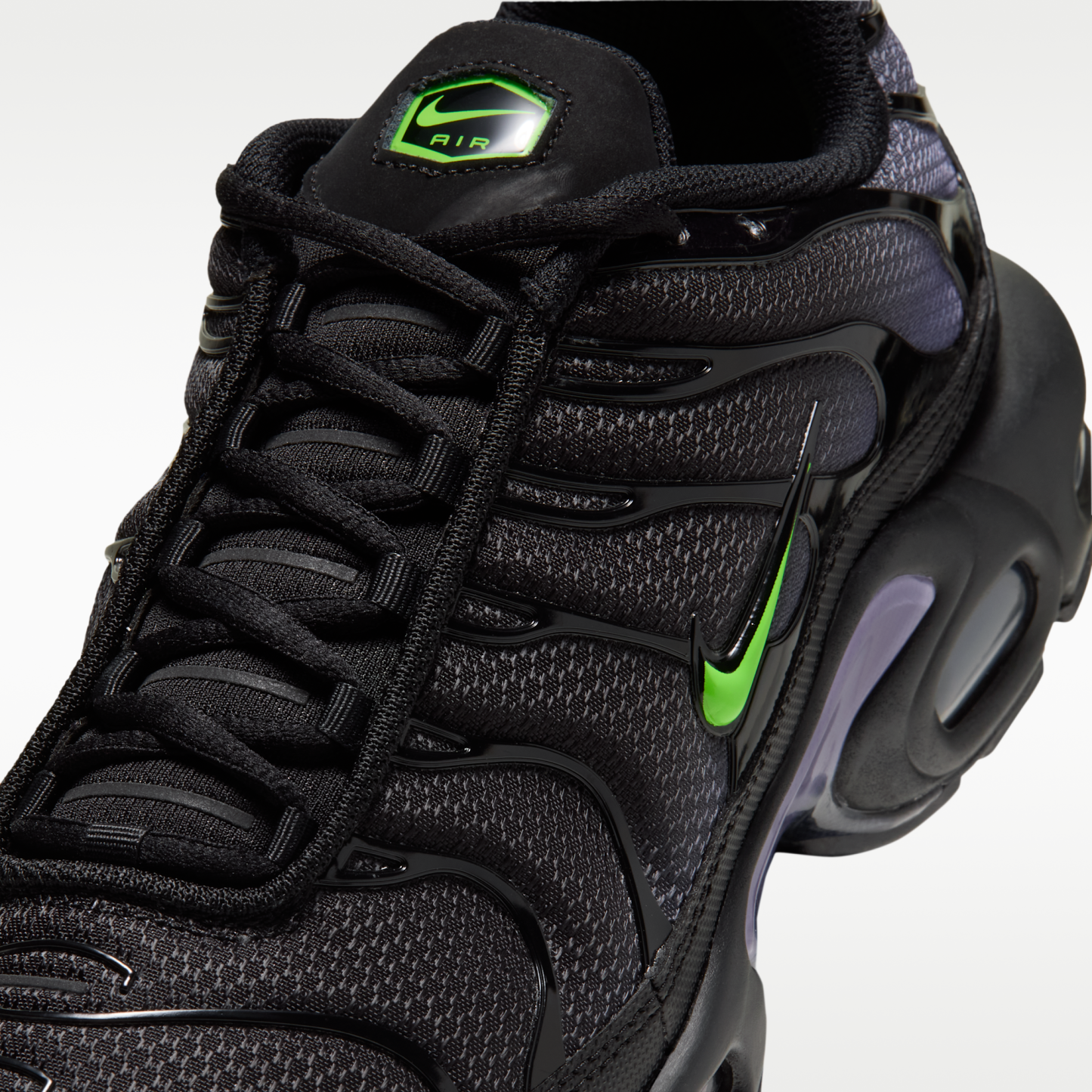 Nike Air Max Plus - Μαύρο/Canyon Purple/Electric Green - 7