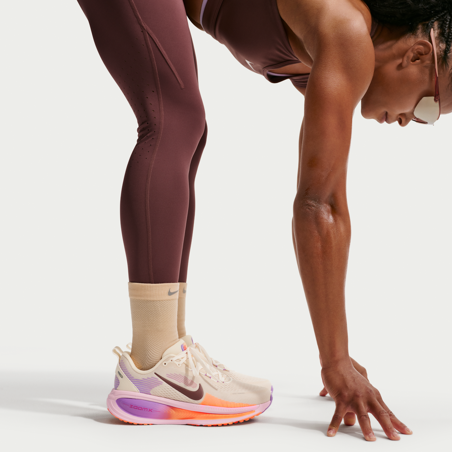 Nike Vomero 18 - Chalk/Pink Foam/Bright Violet/Tattoo - 9