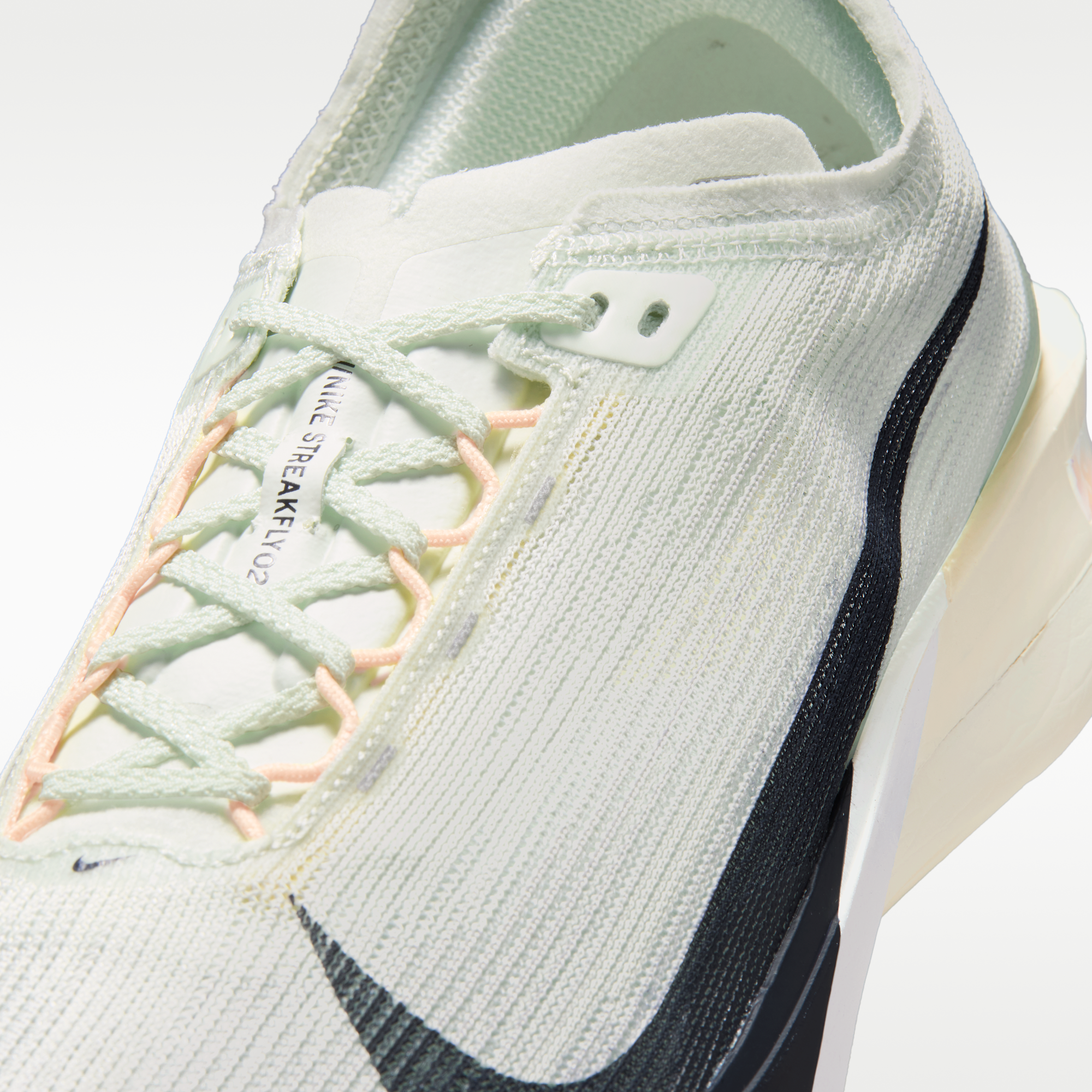 Nike Streakfly 2 SE - Spruce Aura/Phantom/Ice Peach/Dark Obsidian - 7