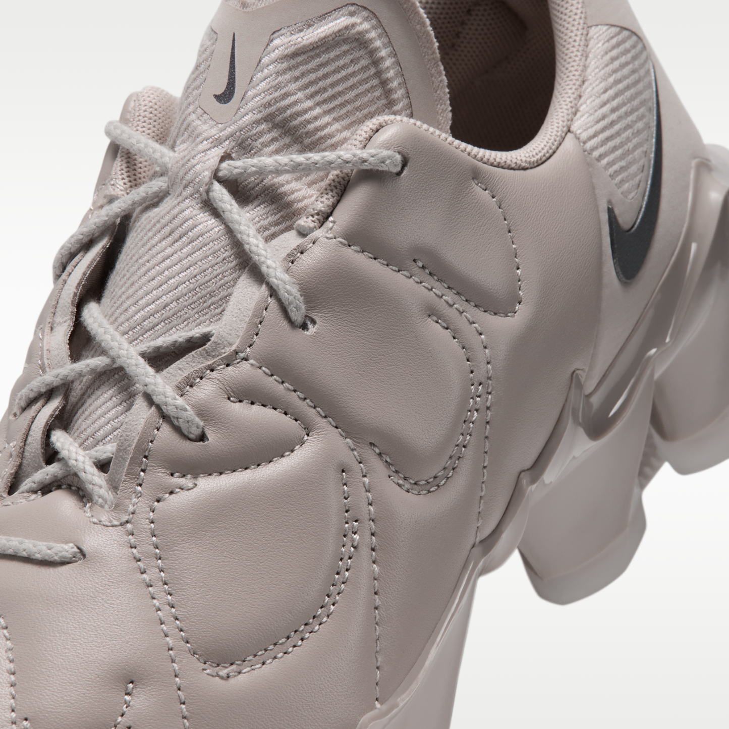 Nike First Sight Mirage - Cream II/Clear/Metallic Dark Grey - 7