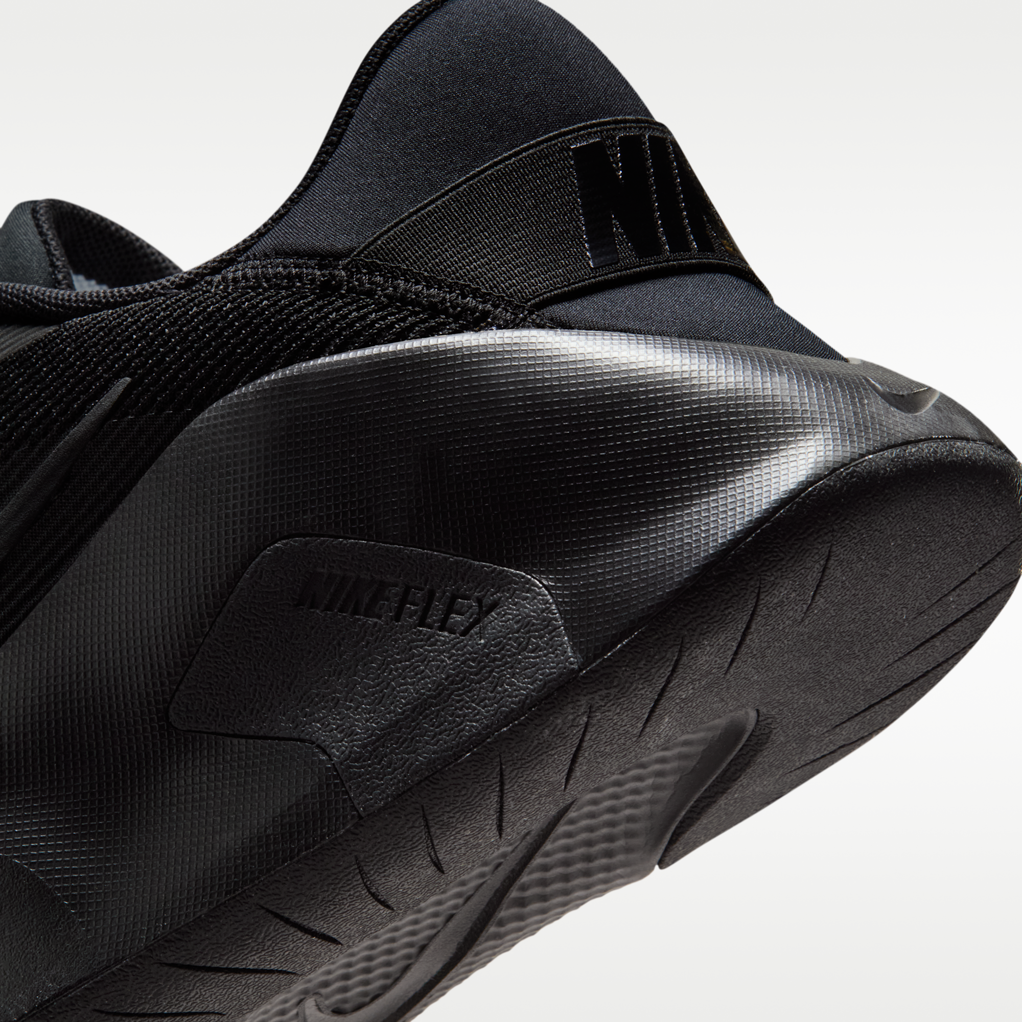 Nike Flex Train - Μαύρο/Μαύρο - 8