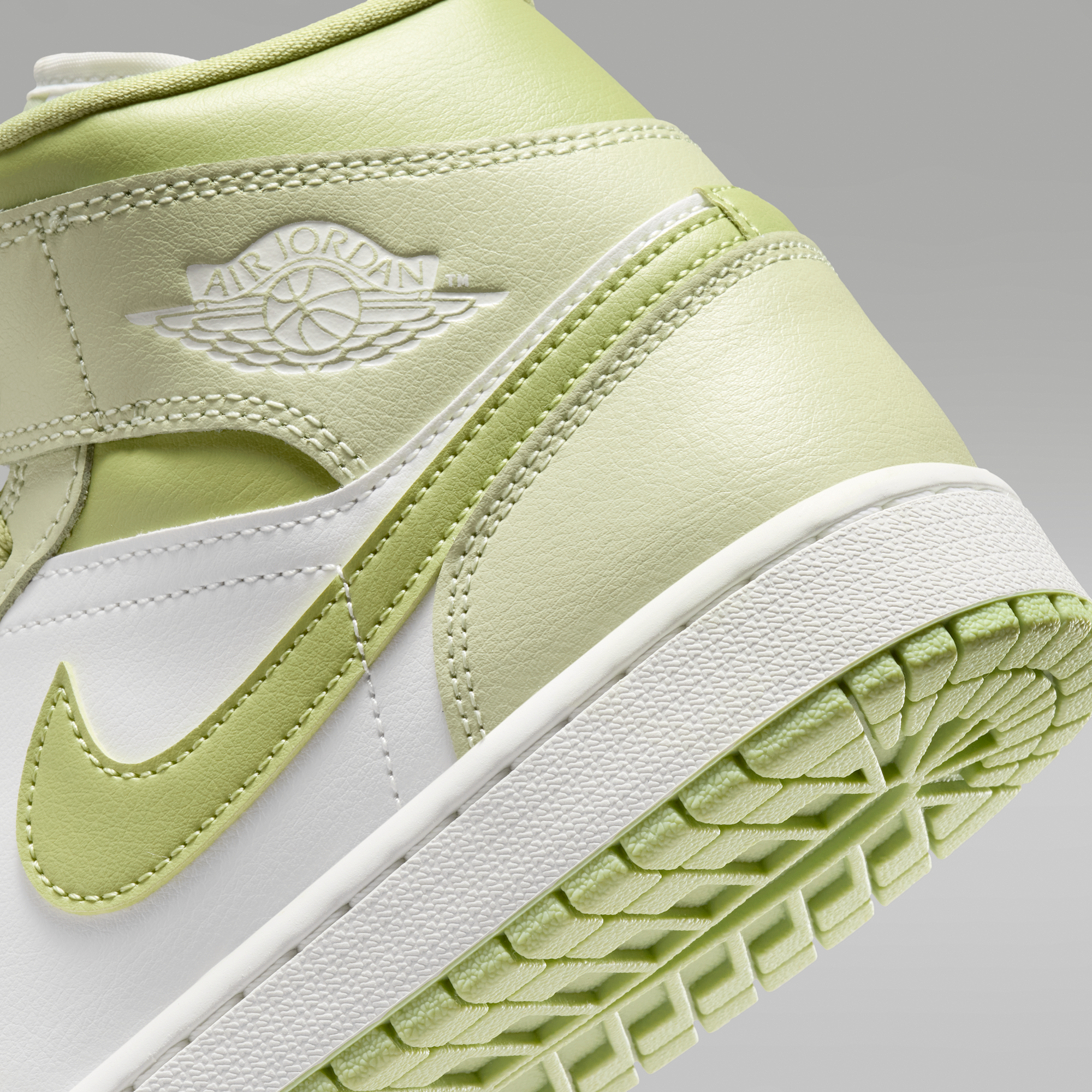 Air Jordan 1 Mid - Olive Aura/Lawn/Coconut Milk/Sail - 8