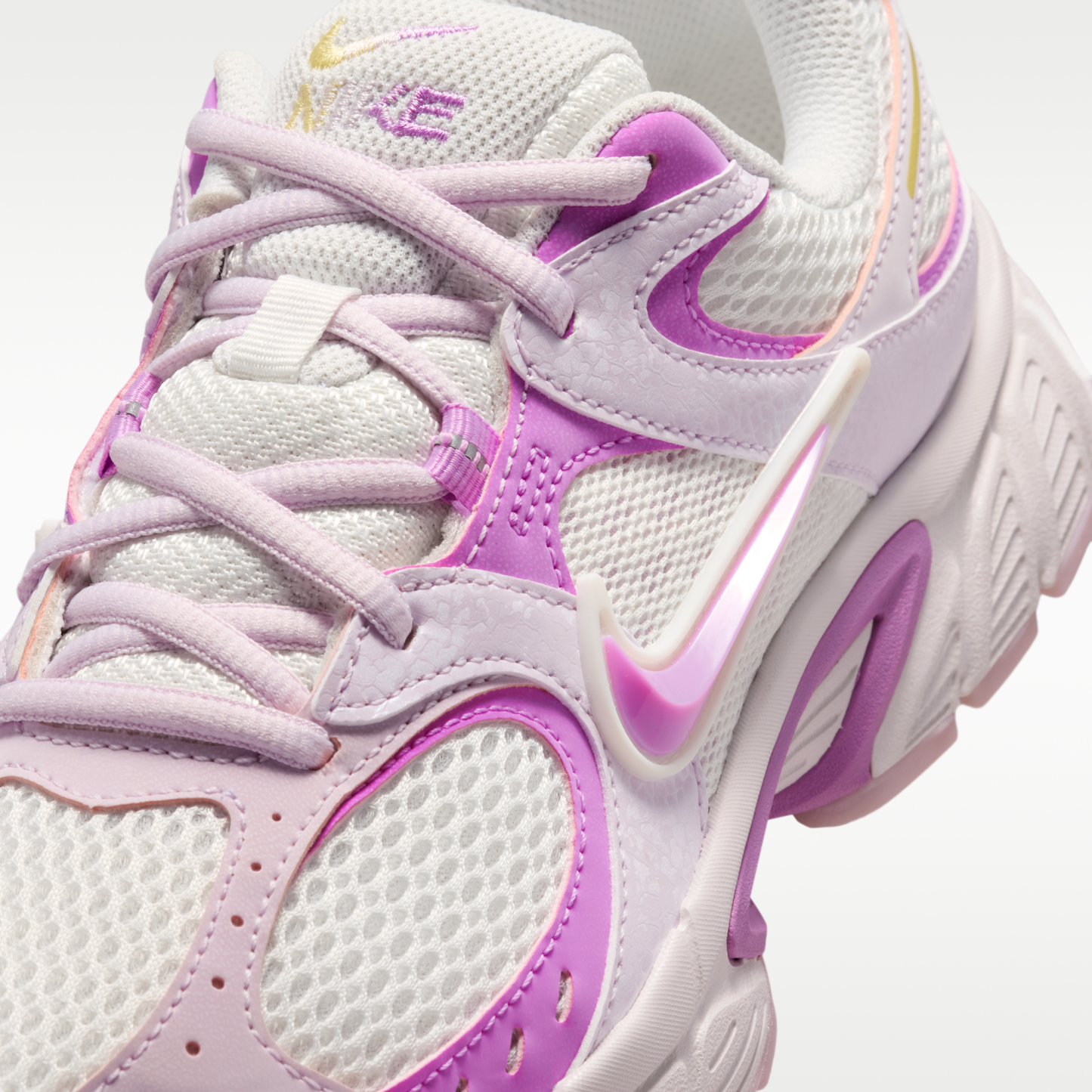 Nike V5 RNR Premium - Summit White/Bleached Lilac/Soft Yellow/Light Magenta - 7