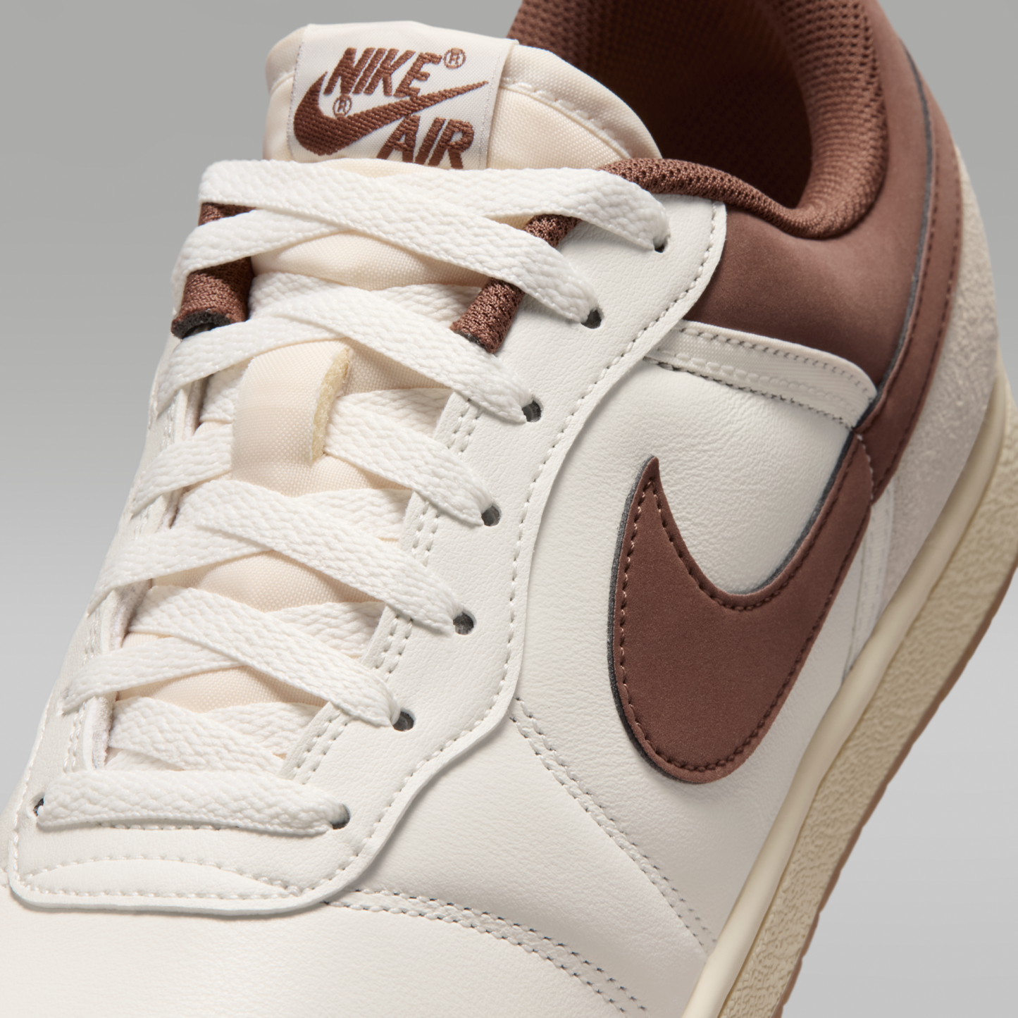 Air Jordan Skyline Low LE - Sail/Light Orewood Brown/Muslin/Fauna Brown - 7