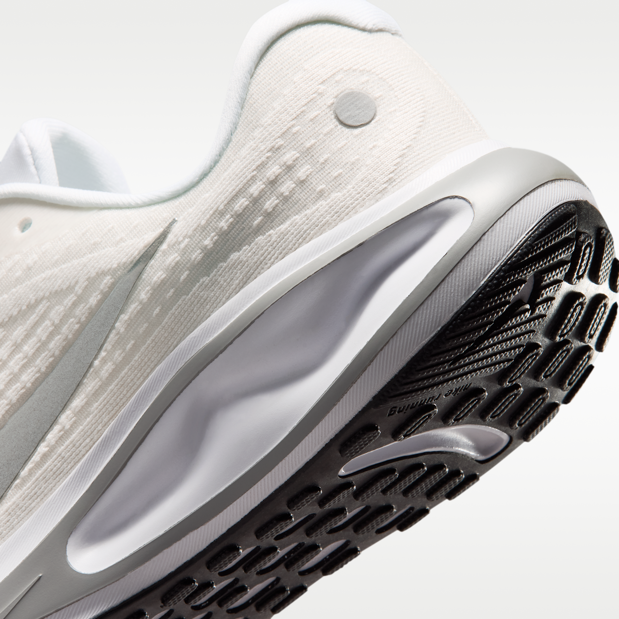 Nike Journey Run - Λευκό/Sail/Μαύρο/Metallic Silver - 8