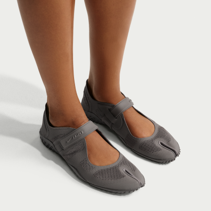 NikeSKIMS Rift Mesh - Cave Stone/Medium Ash/Cave Stone - 11